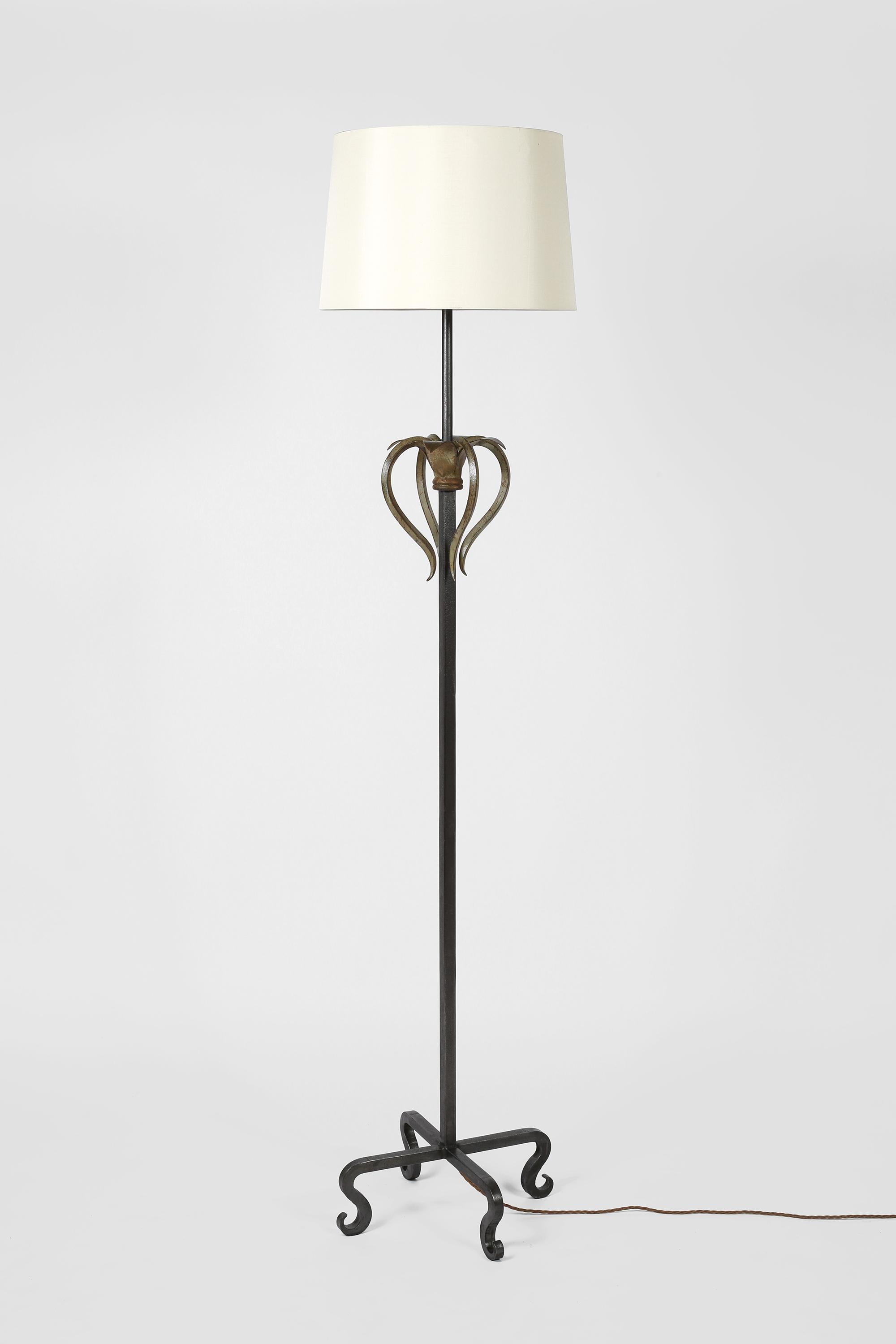 20th Century French 1940s Foliate Forged Iron Floor Lamp For Sale
