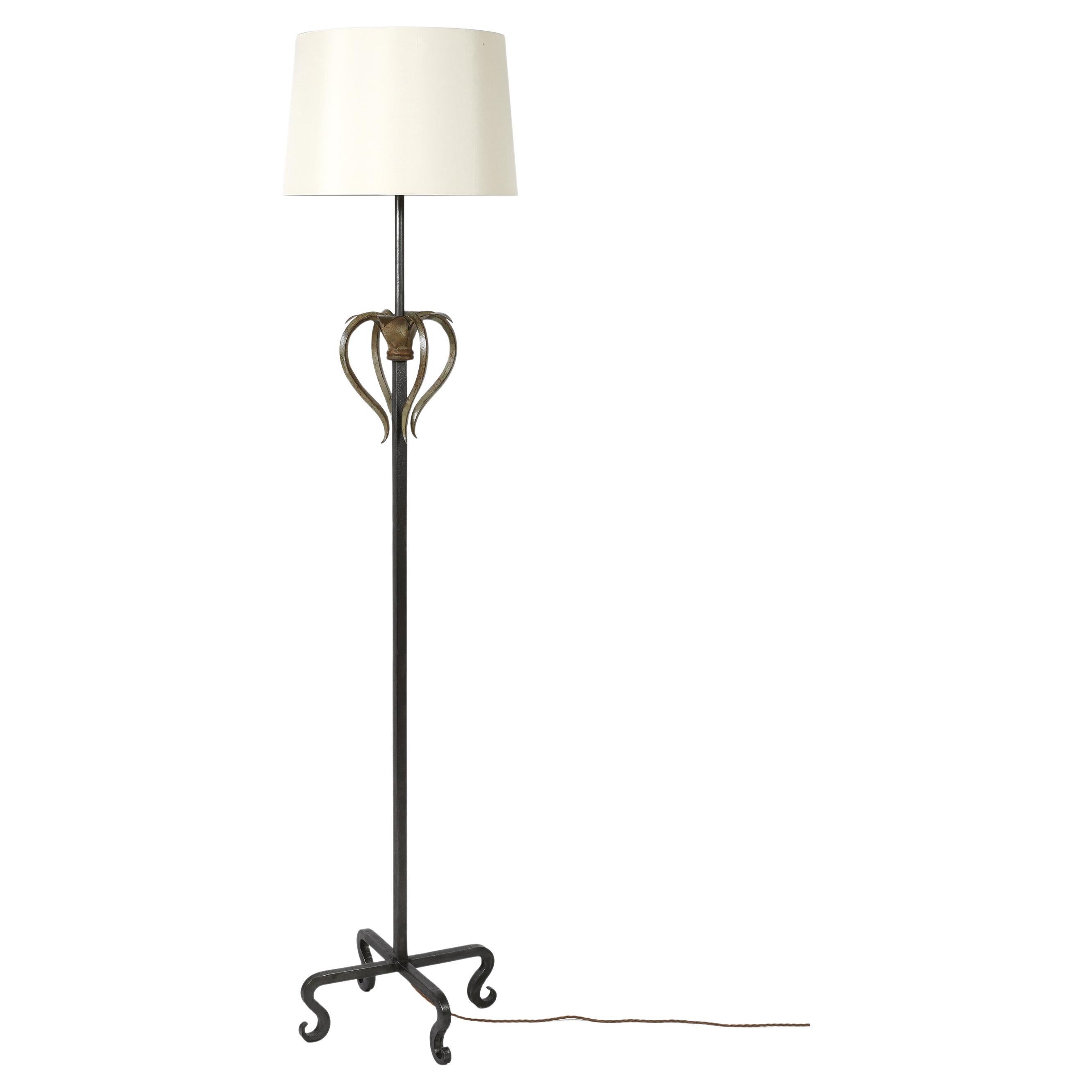 French 1940s Foliate Forged Iron Floor Lamp For Sale