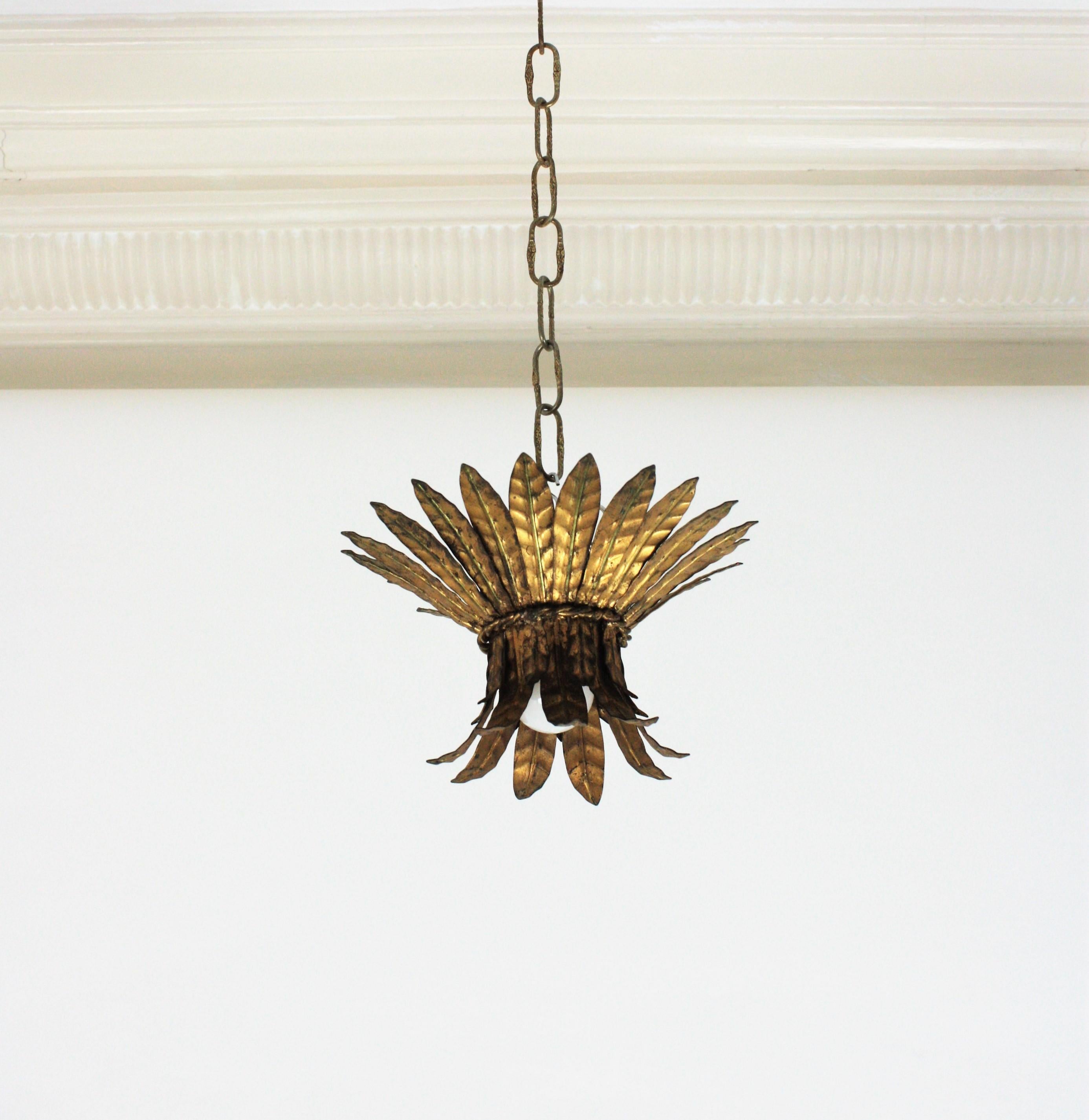 French 1940s Gilt Metal Leaves Bouquet Crown Ceiling Light Fixture 4