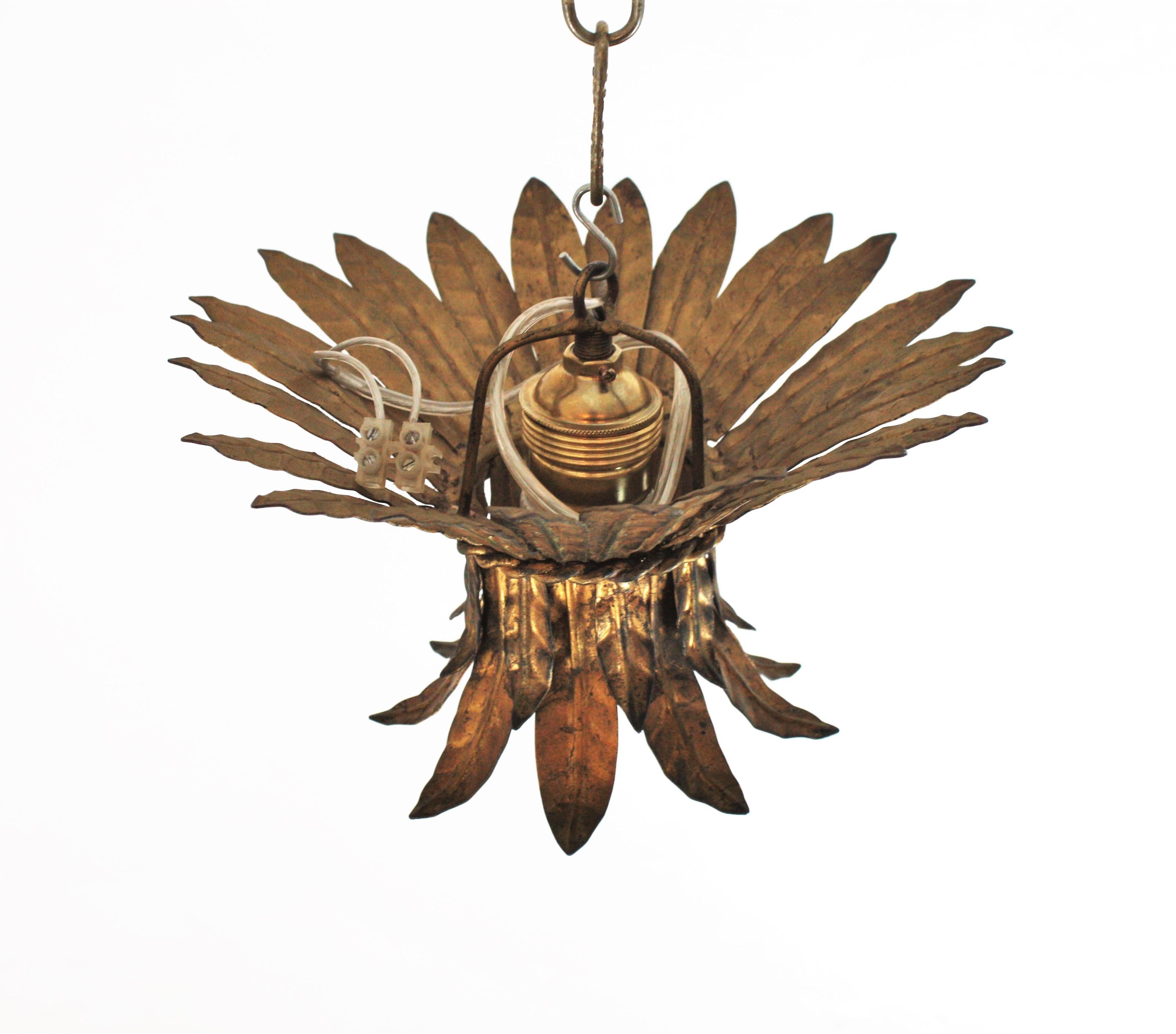 French 1940s Gilt Metal Leaves Bouquet Crown Ceiling Light Fixture 7
