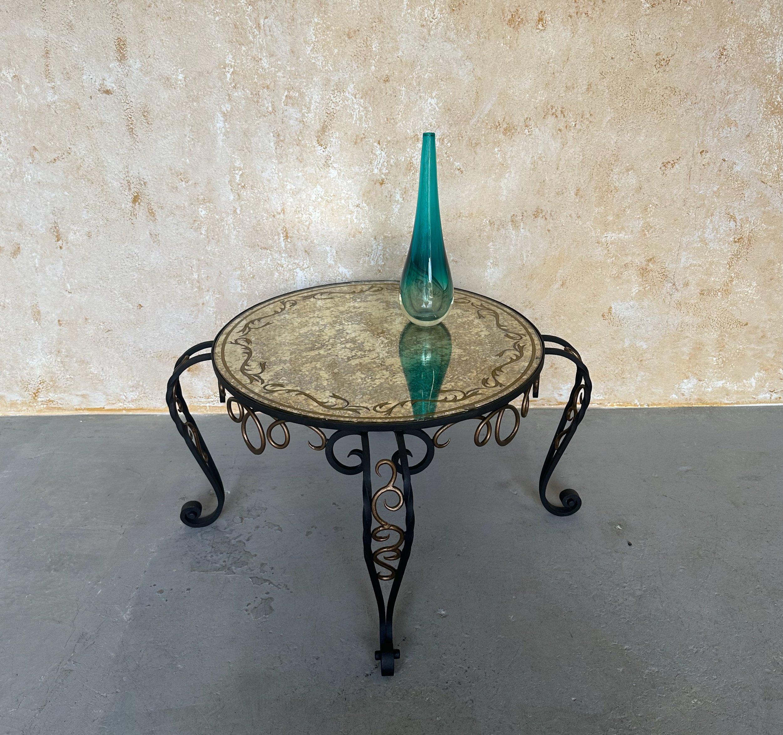 Mid-20th Century French 1940s Iron and Glass Coffee Table For Sale