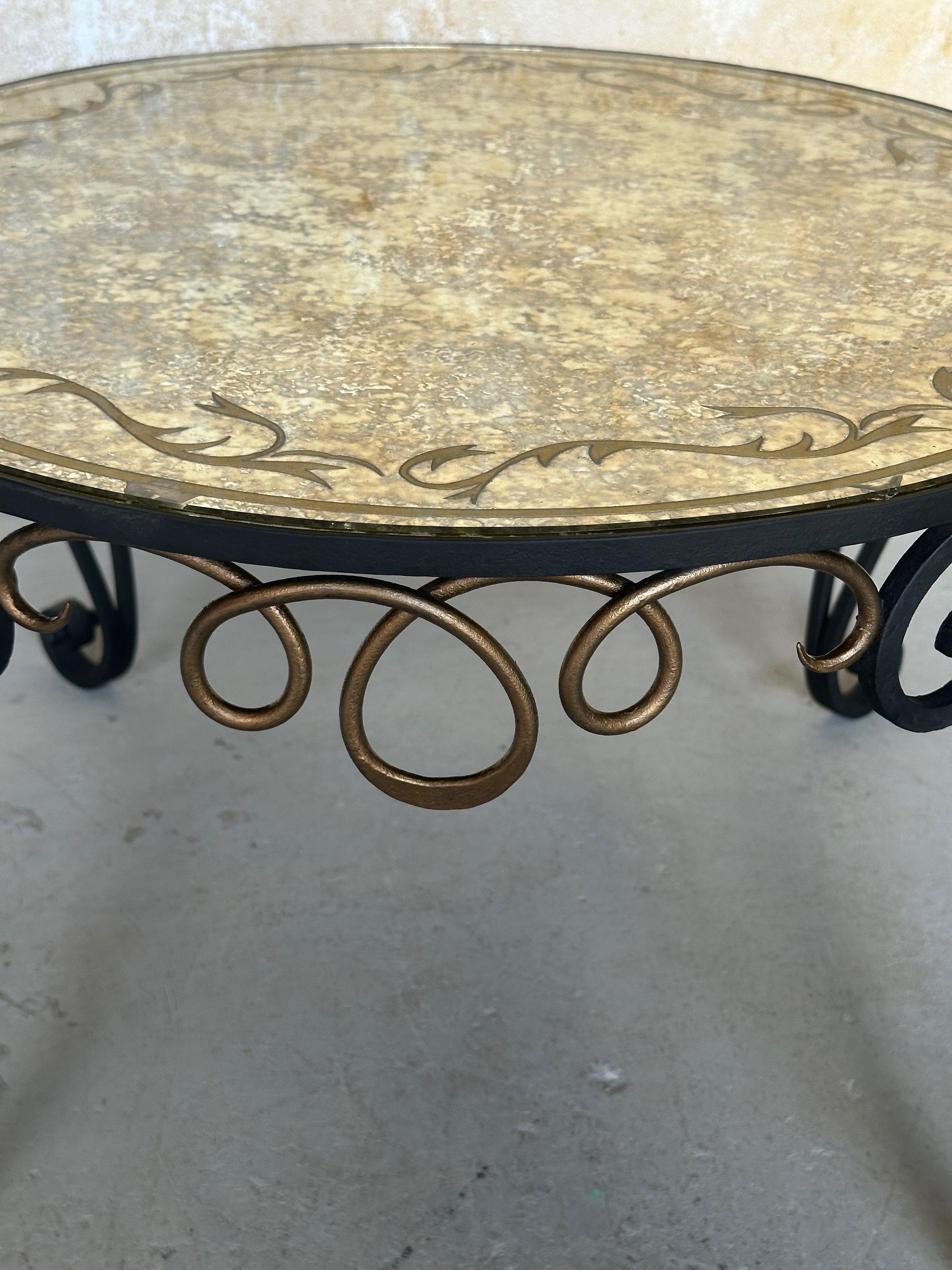 French 1940s Iron and Glass Coffee Table For Sale 2