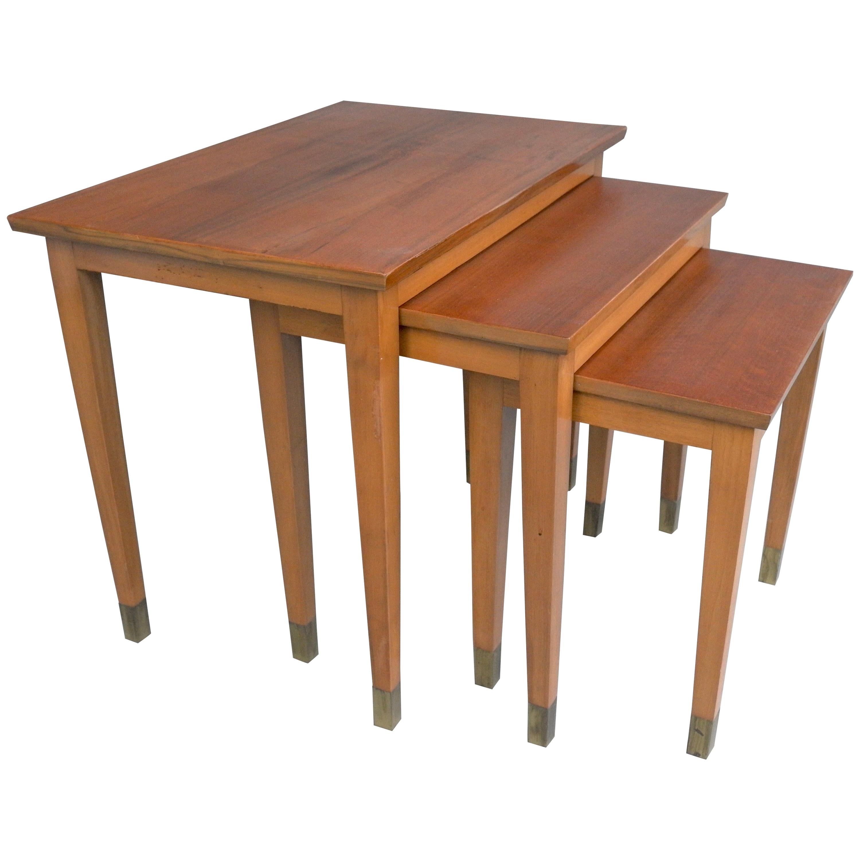 French 1940s Mahogany Wooden Nesting Tables with Brass Ends For Sale