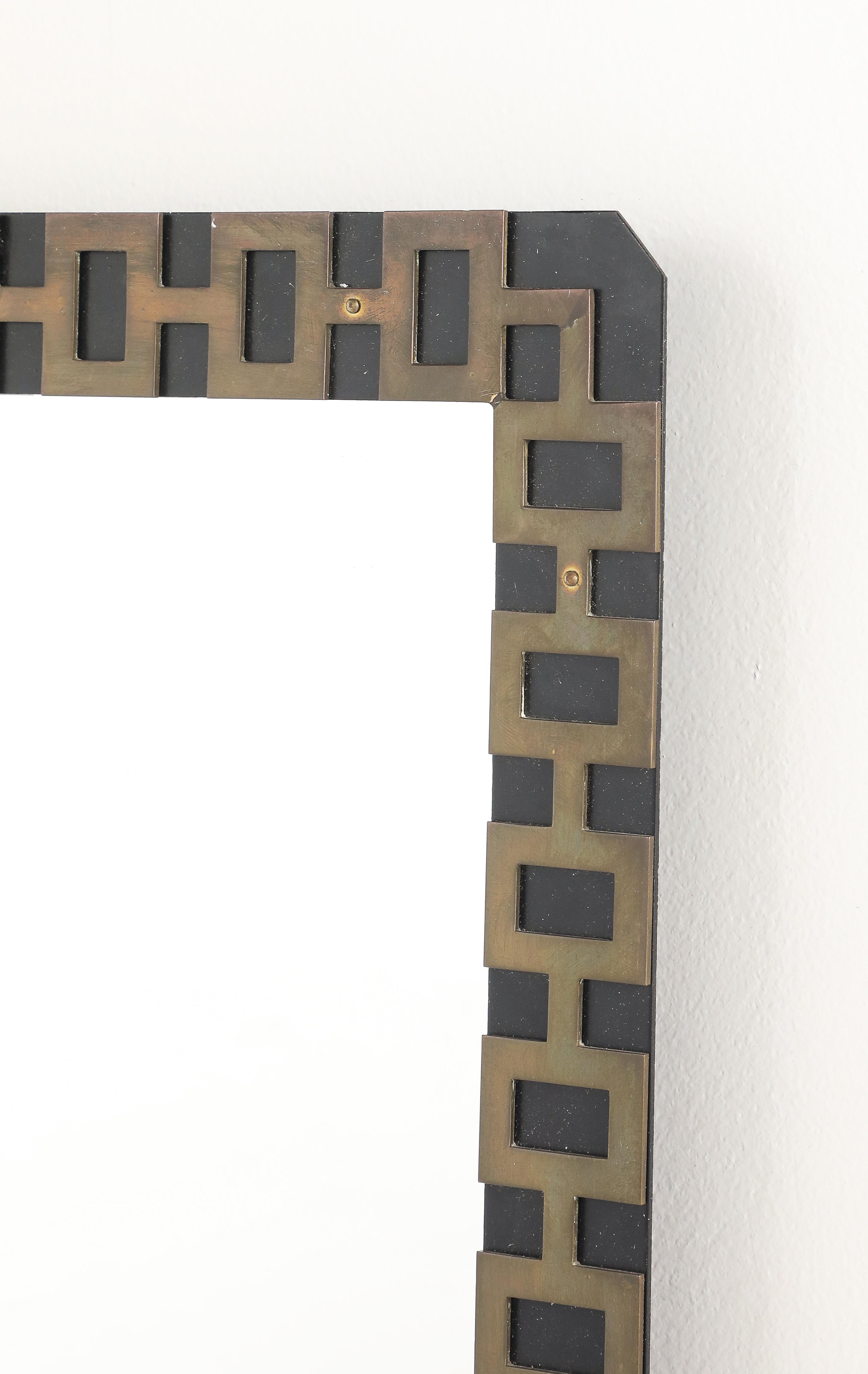 Miroir en métal et laiton des années 1940 en vente 4