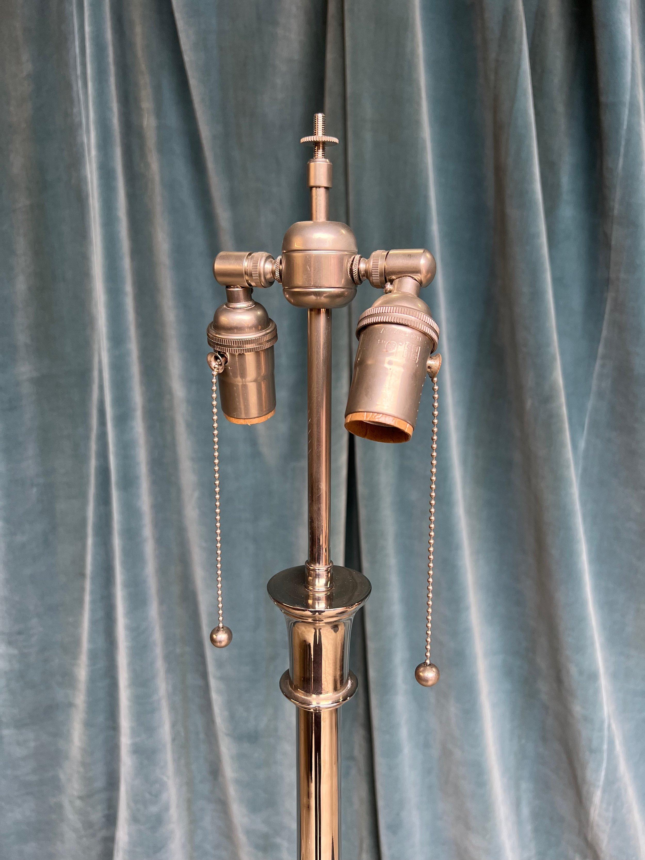French 1940s Neoclassical Style Nickel-Plated Floor Lamp For Sale 4
