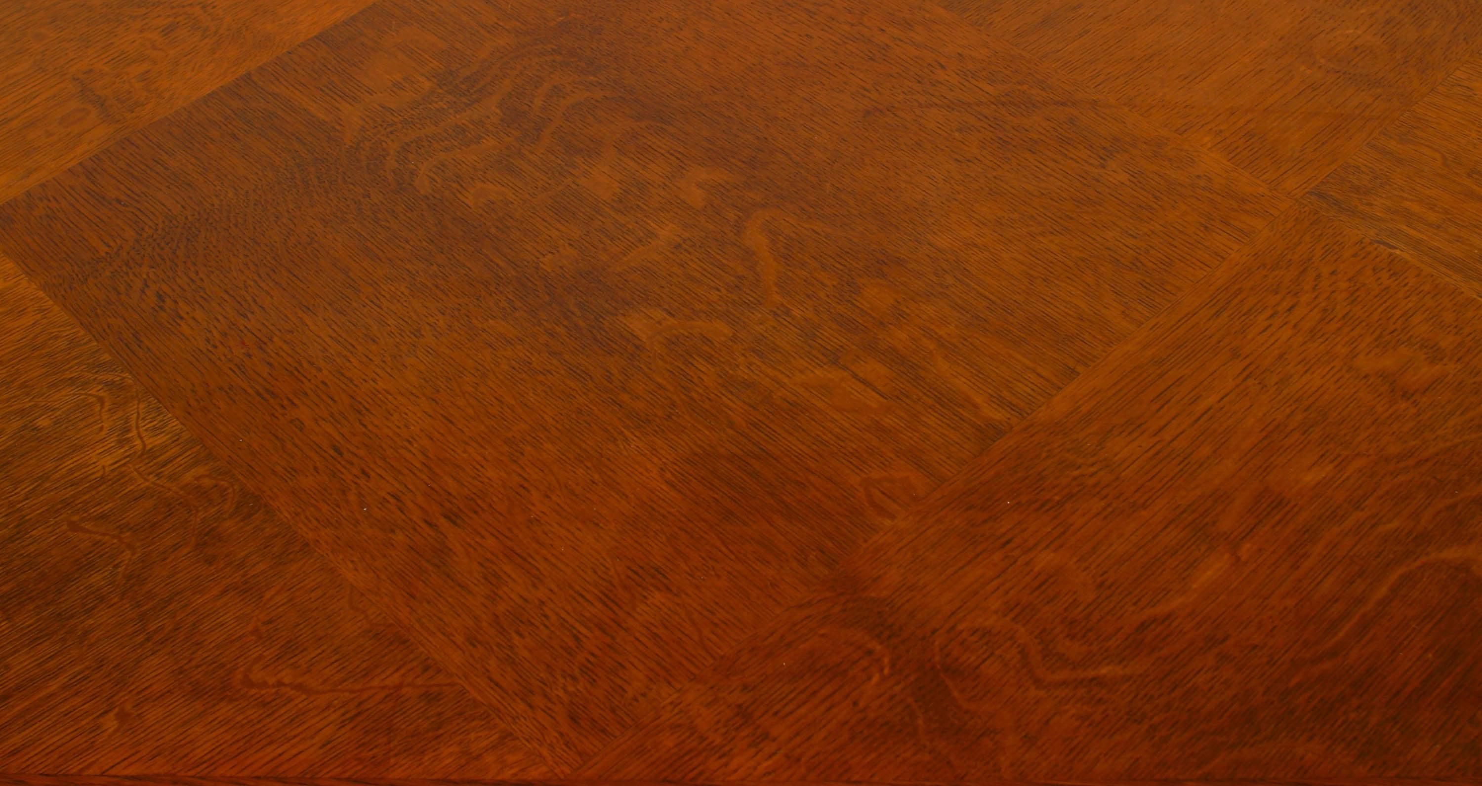 Scrivania con intarsio Dudouuyt in Oak francese in vendita 2