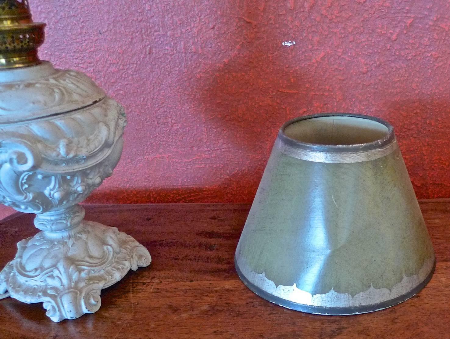 French 1940s Painted Metal Table Lamp with Wax Shade 8