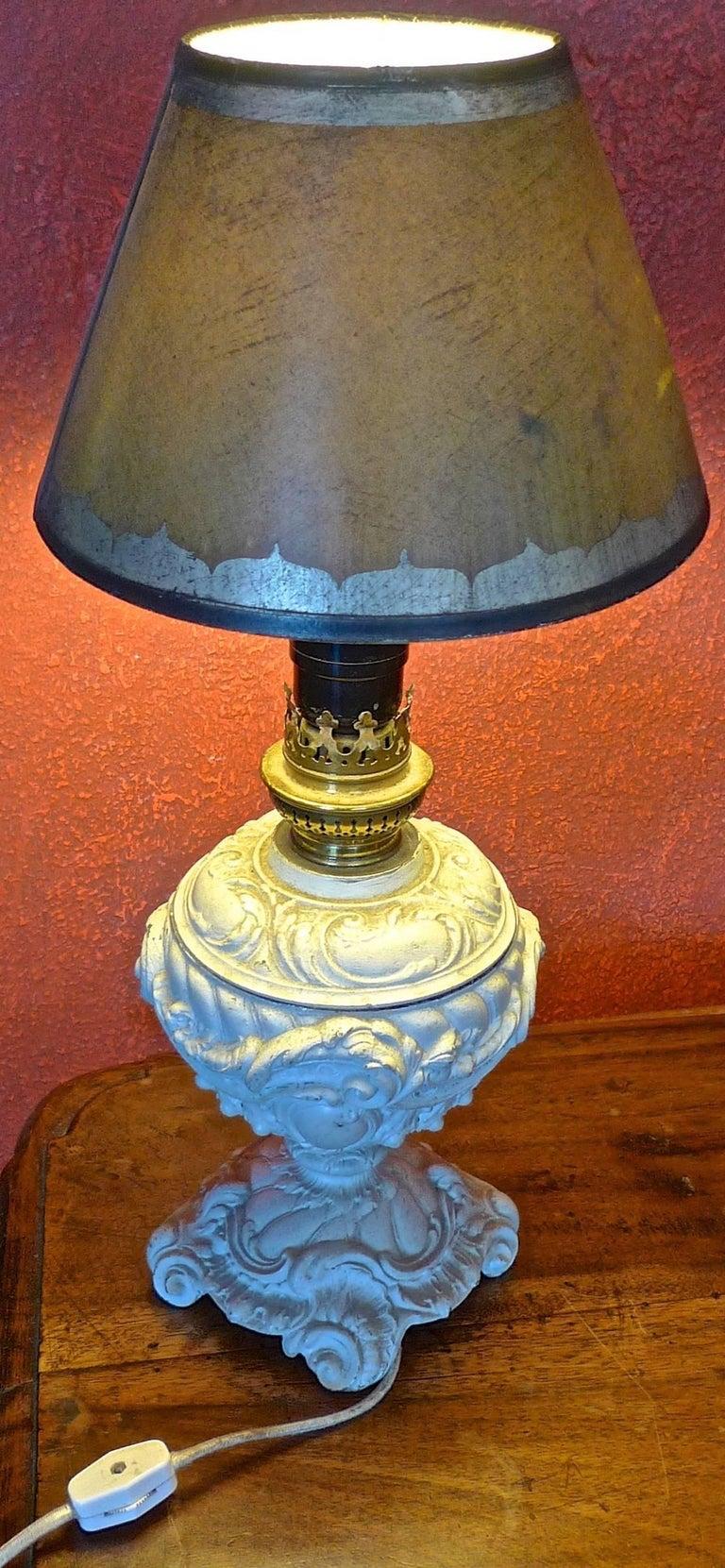 French 1940s Painted Metal Table Lamp with Wax Shade 8