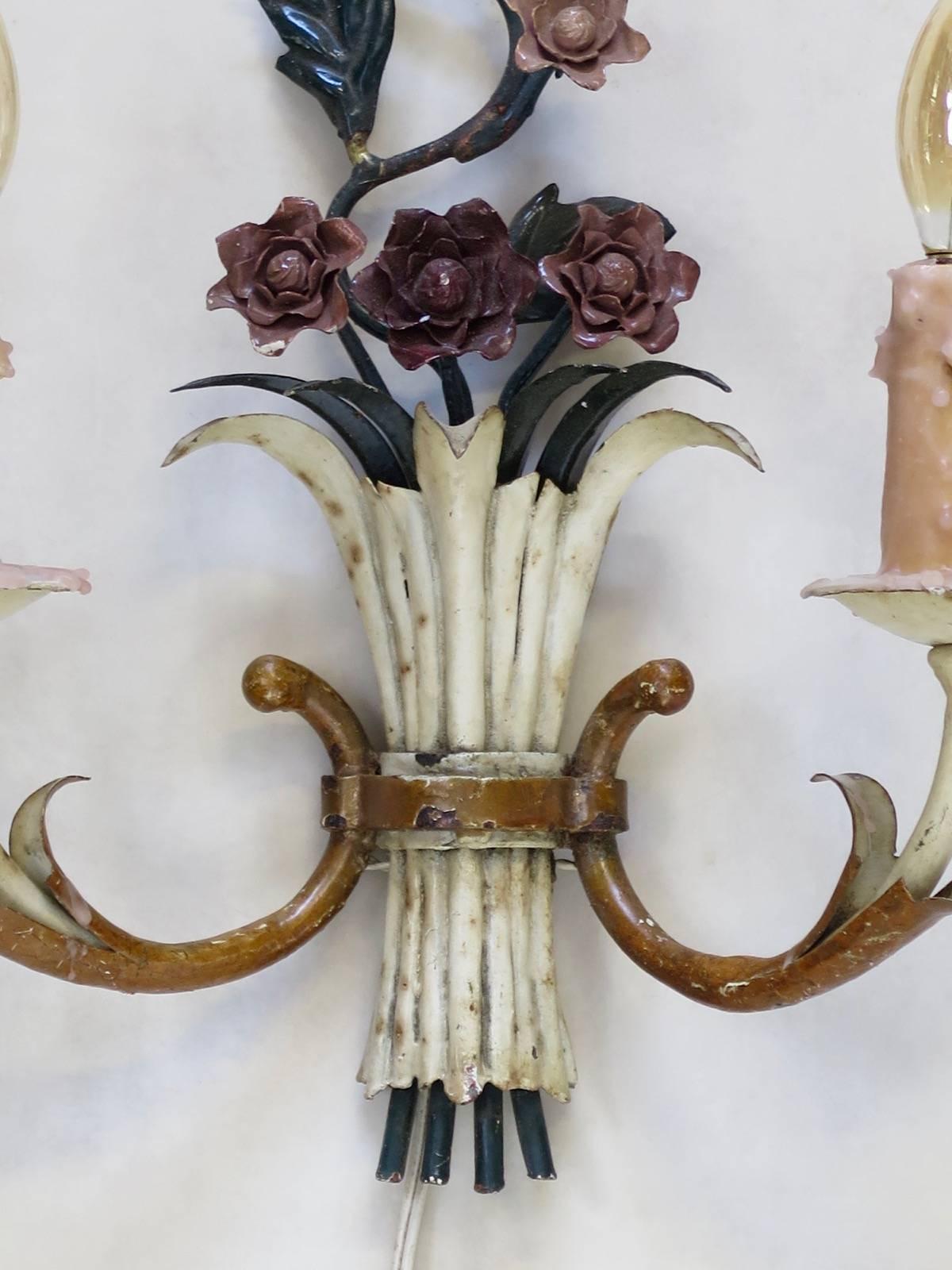French 1940s Painted Tole Chandelier and Two Sconces For Sale 6