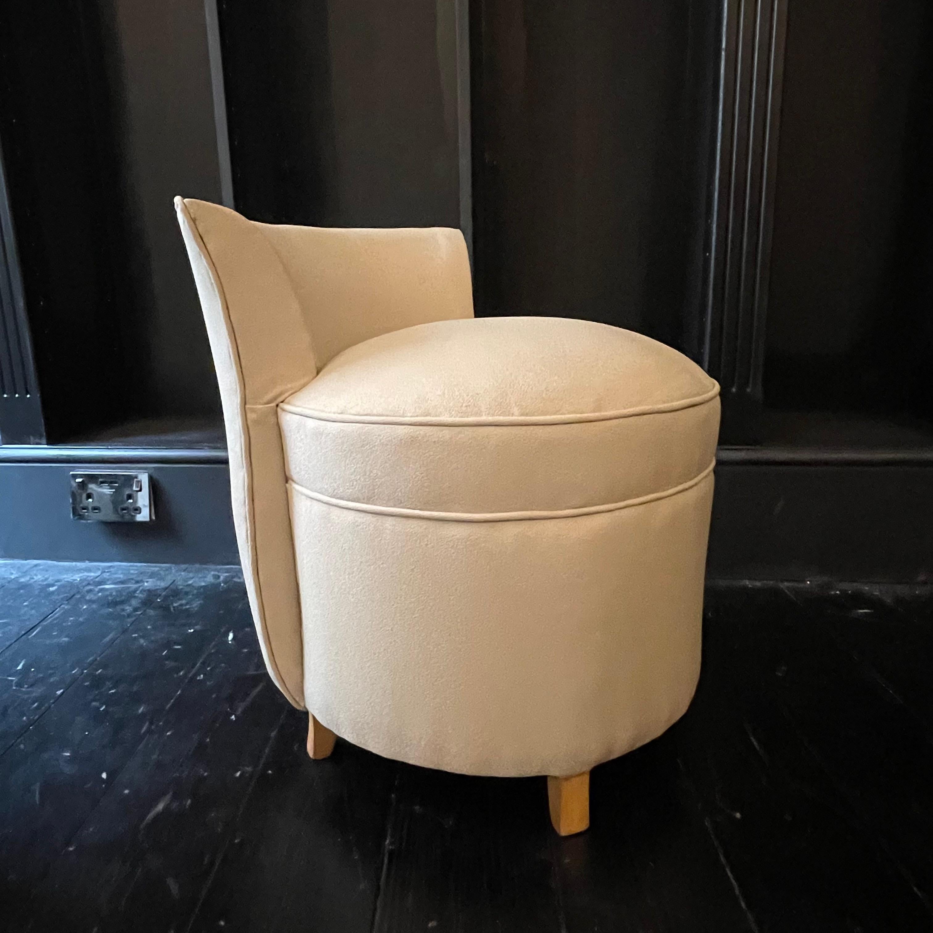 Pareja de sillas Slipper francesas de los años 40 Art Decó en venta