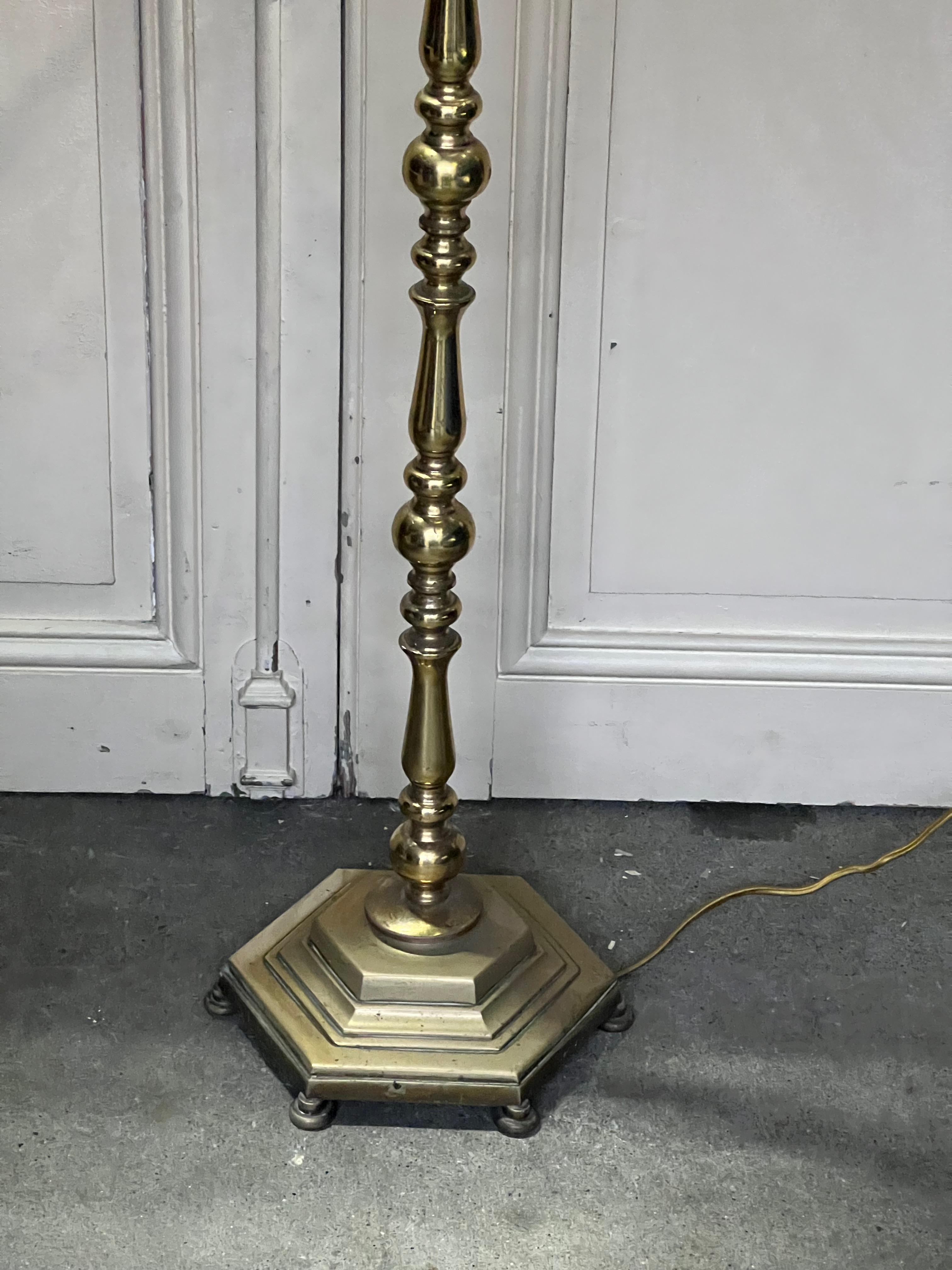 Turned French 1940’s Polished Brass and Bronze Floor Lamp For Sale