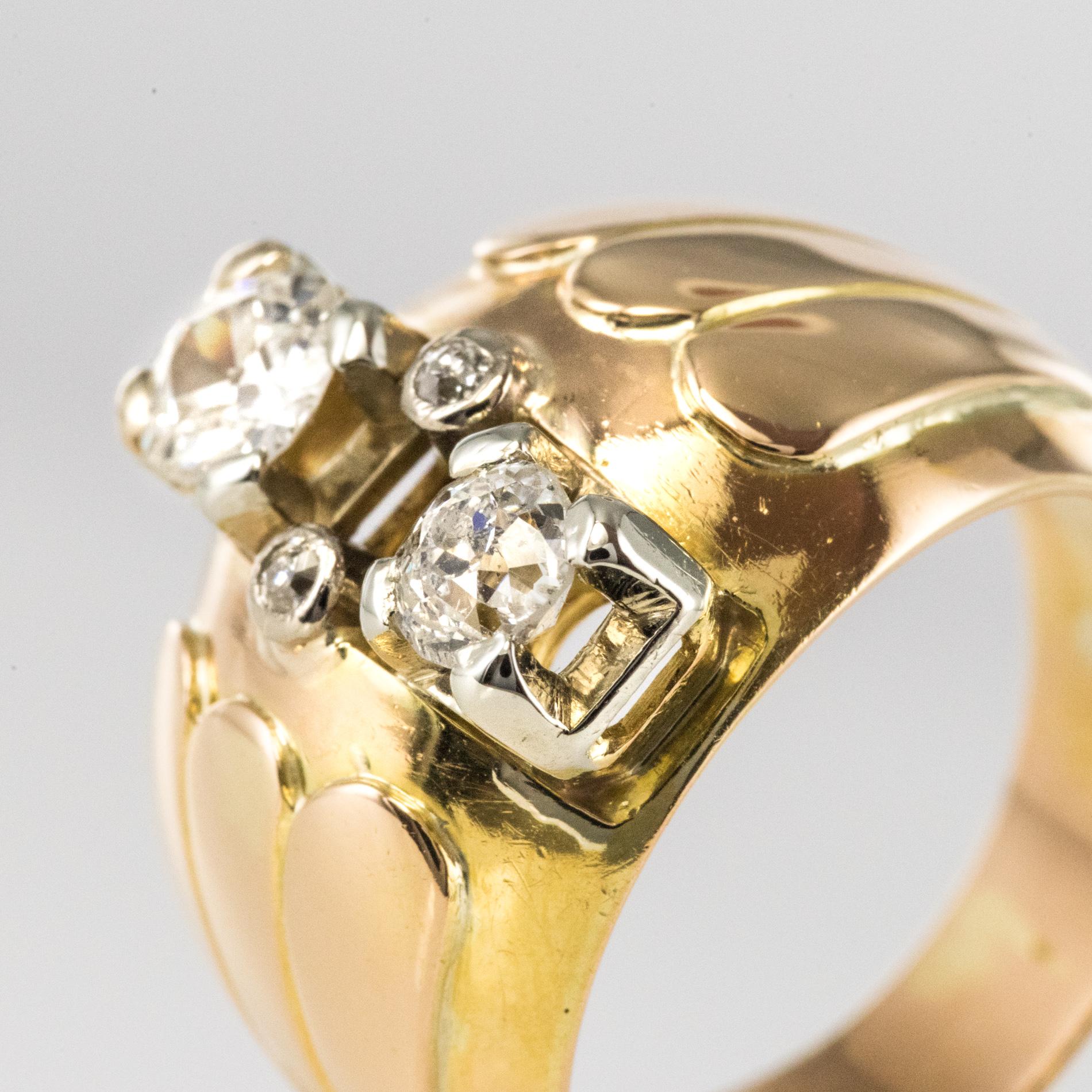 Bague boule française rétro des années 1940 Duo de diamants en or jaune 18 carats en vente 10