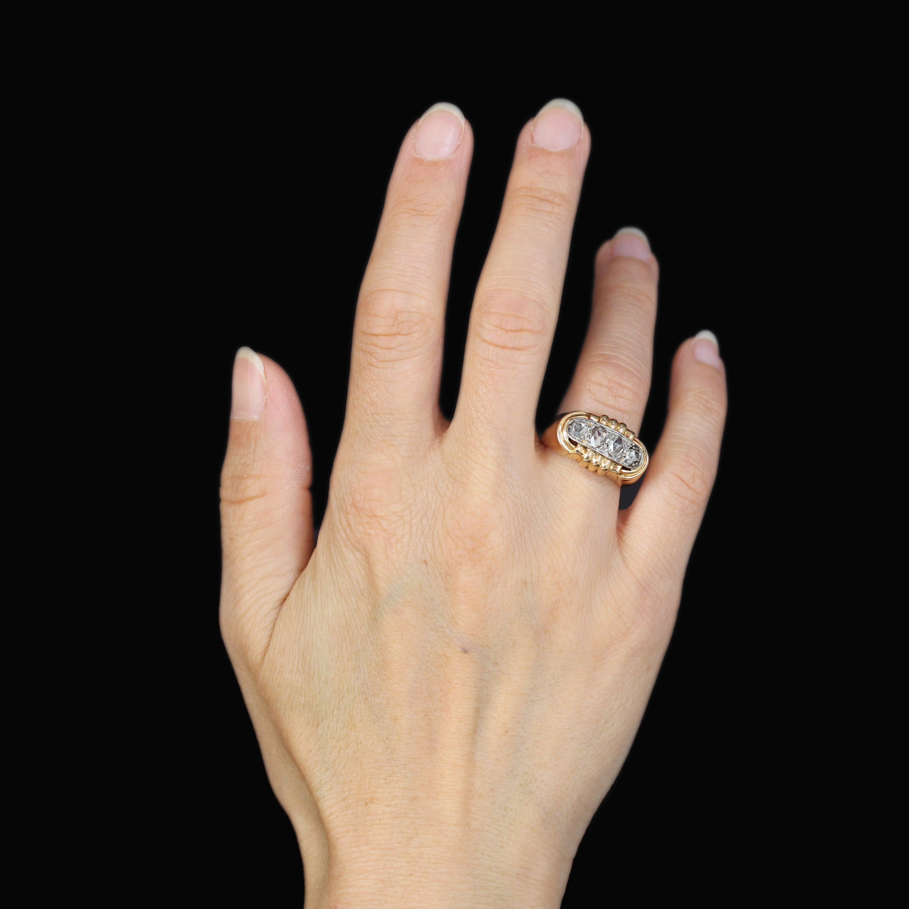 Bague débardeur française des années 1940 en or jaune 18 carats et diamants taille rose en vente 2