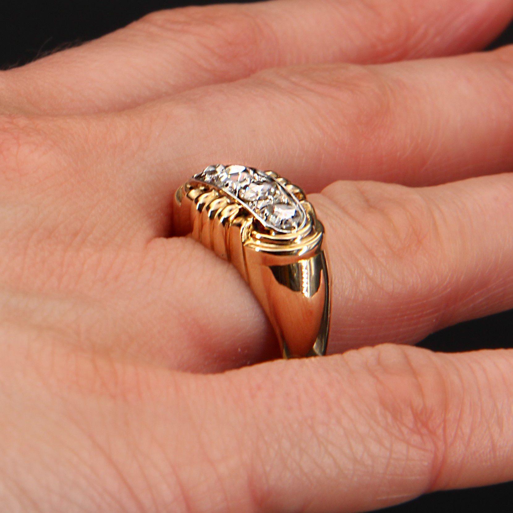 French 1940s Rose-Cut Diamonds 18 Karat Yellow Gold Tank Ring For Sale 3