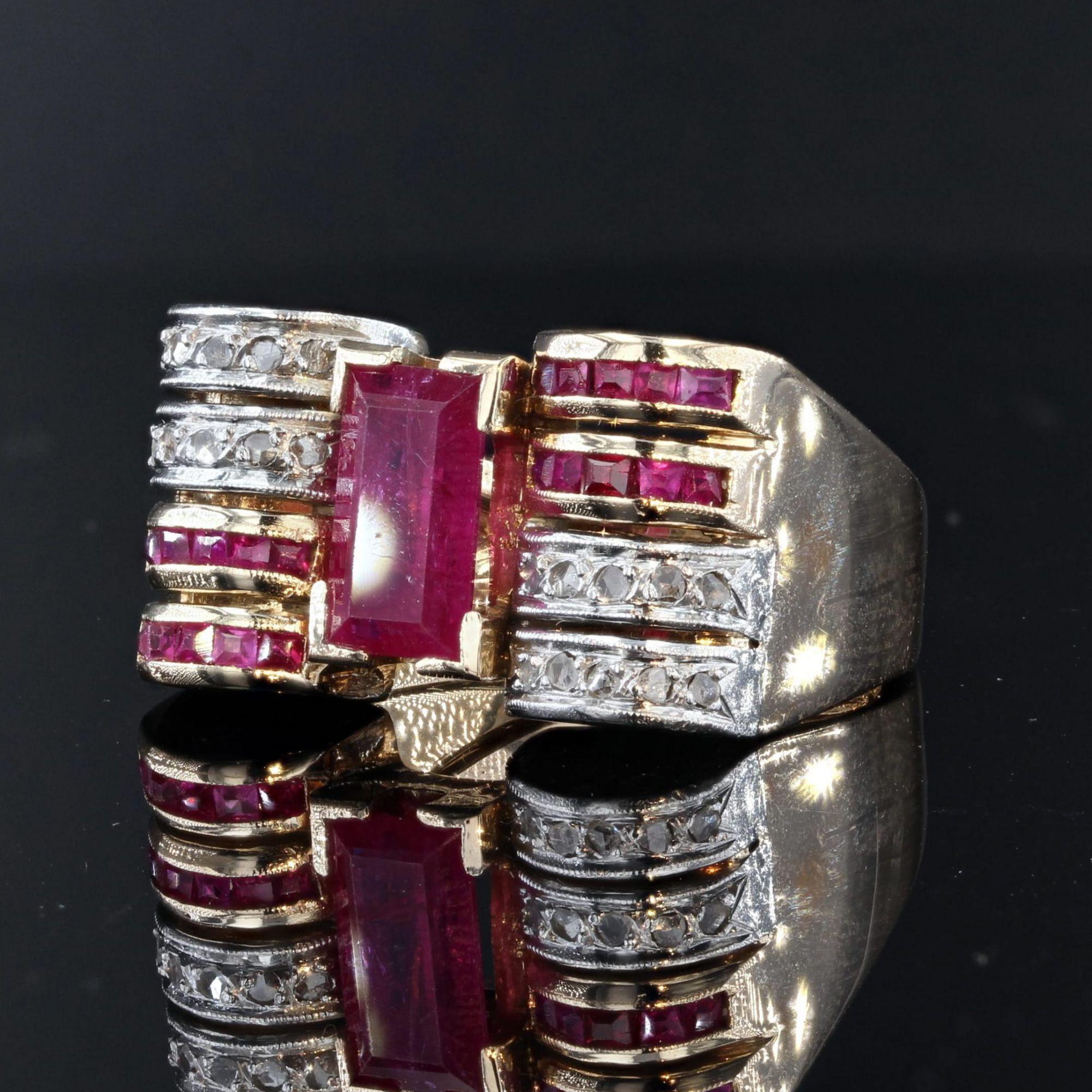 French 1940s Ruby Diamonds 18 Karat Yellow Gold Tank Ring For Sale 3