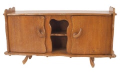 Aparador rústico de pino Adirondack, estilo francés, década de 1940, con estantes abiertos