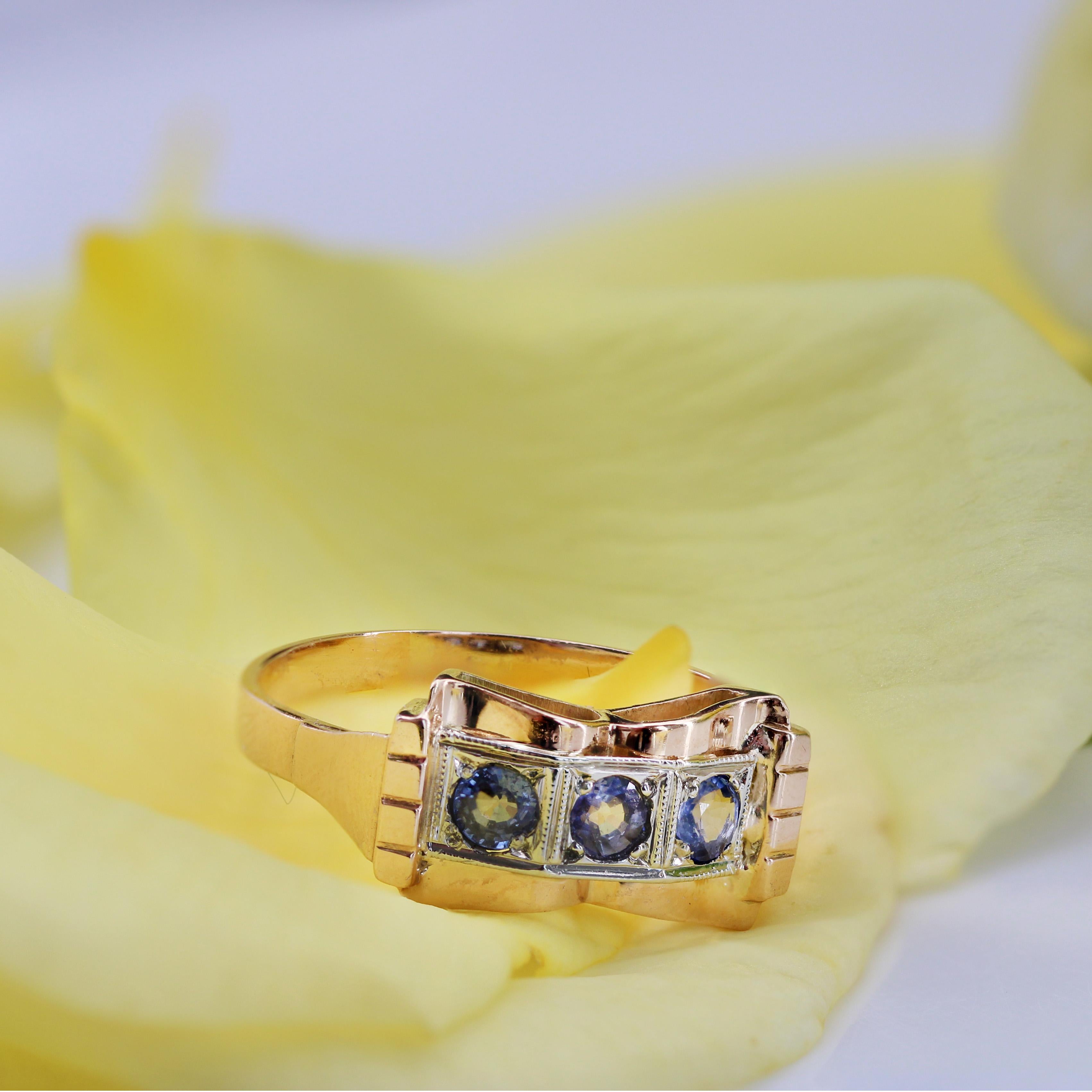 French 1940s Sapphire 18 Karat Rose Gold Knot Tank Ring For Sale 8