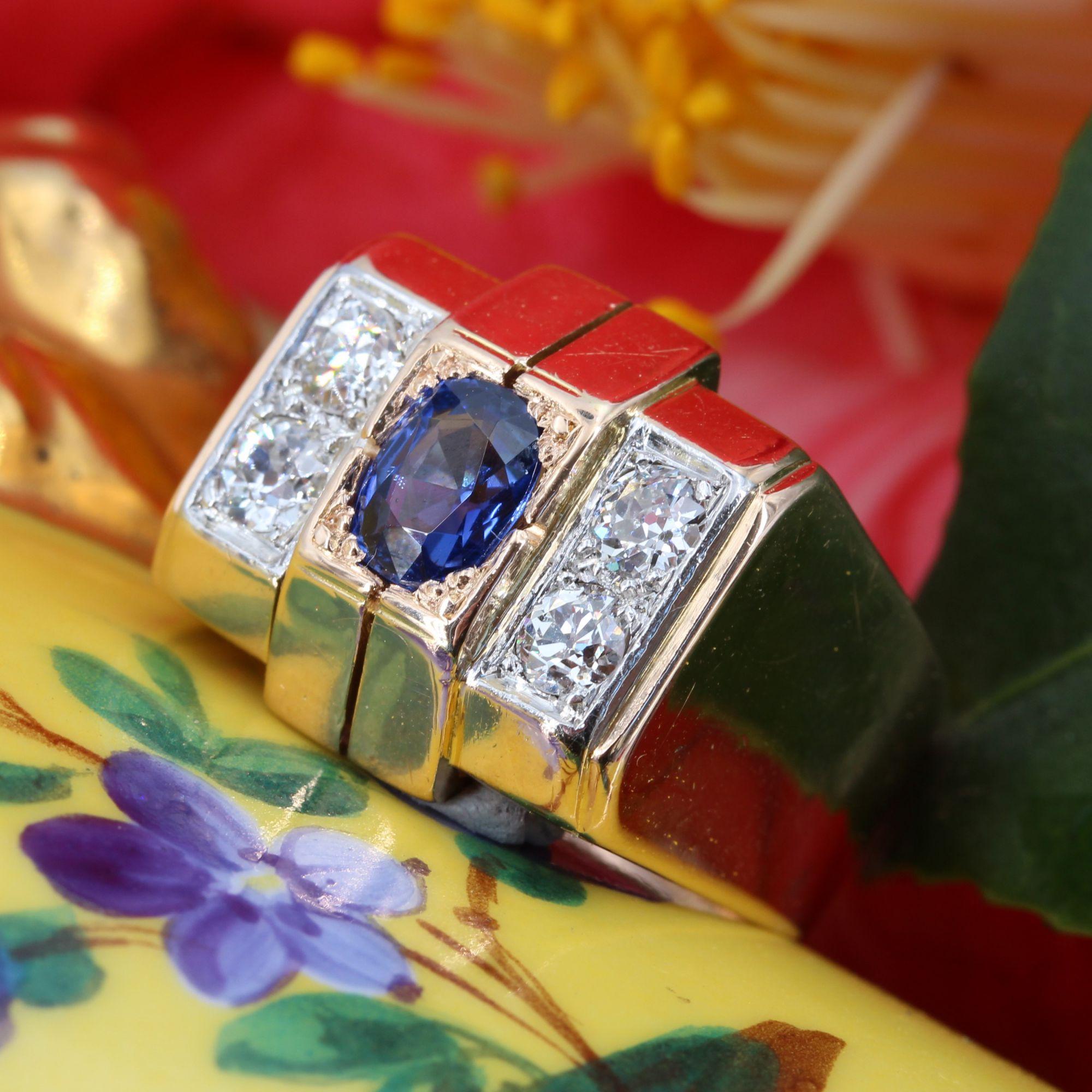French 1940s Sapphire Diamonds 18 Karat Rose Gold Tank Ring For Sale 3