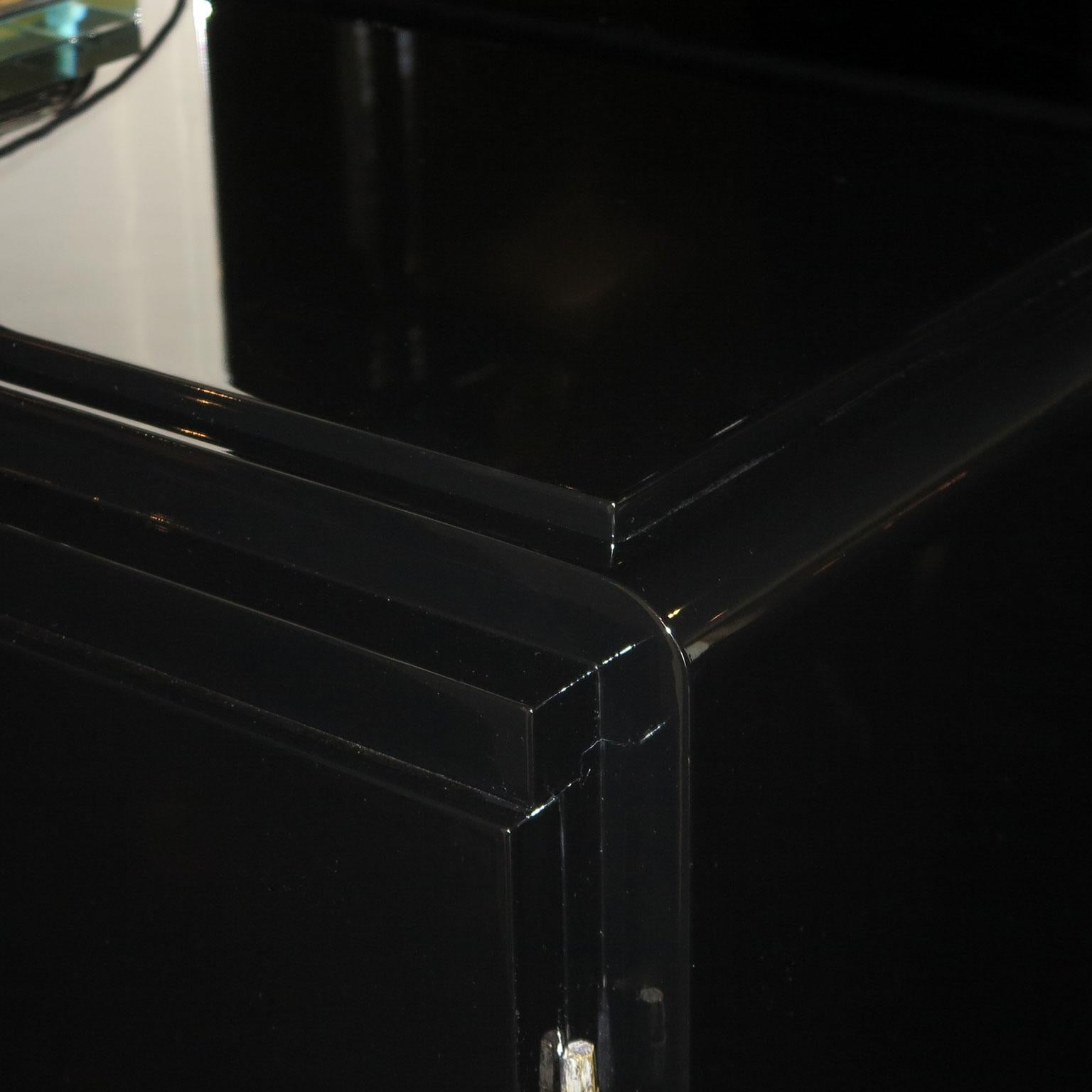 Art Deco French 1940s Sideboard in Black Lacquer with Silver Leaf Details