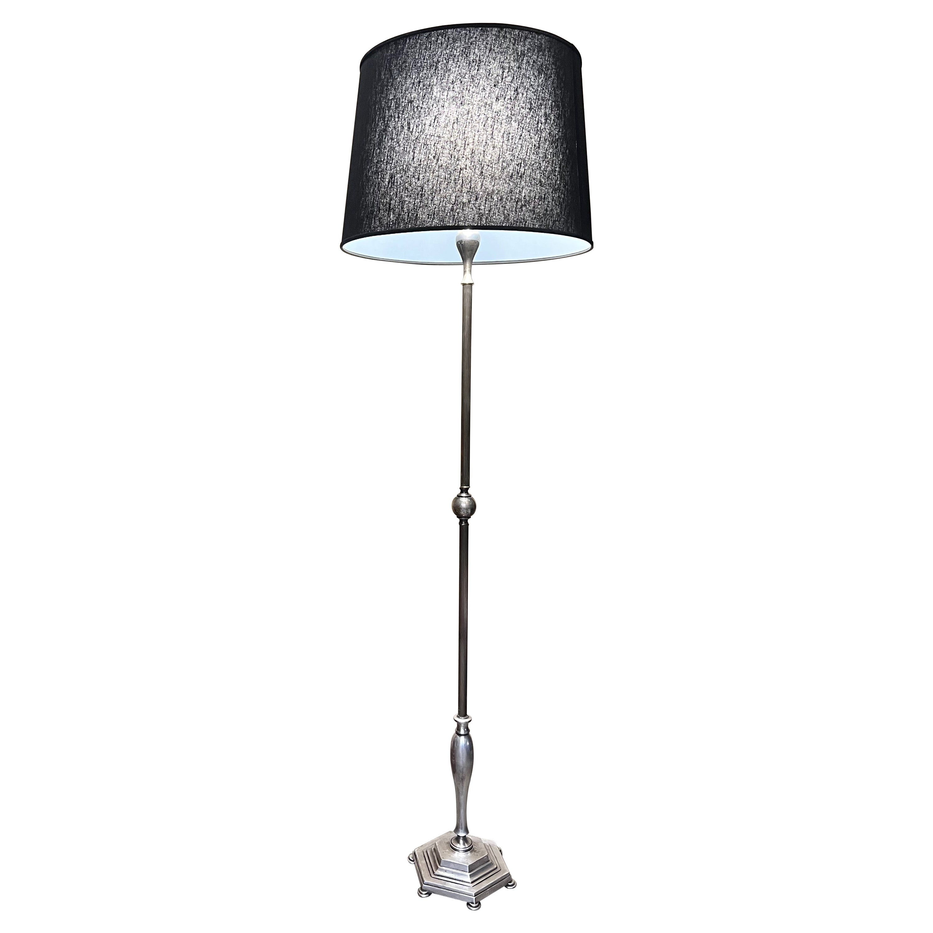 Lampadaire français des années 1940 en métal argenté