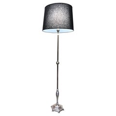 Lampadaire français des années 1940 en métal argenté