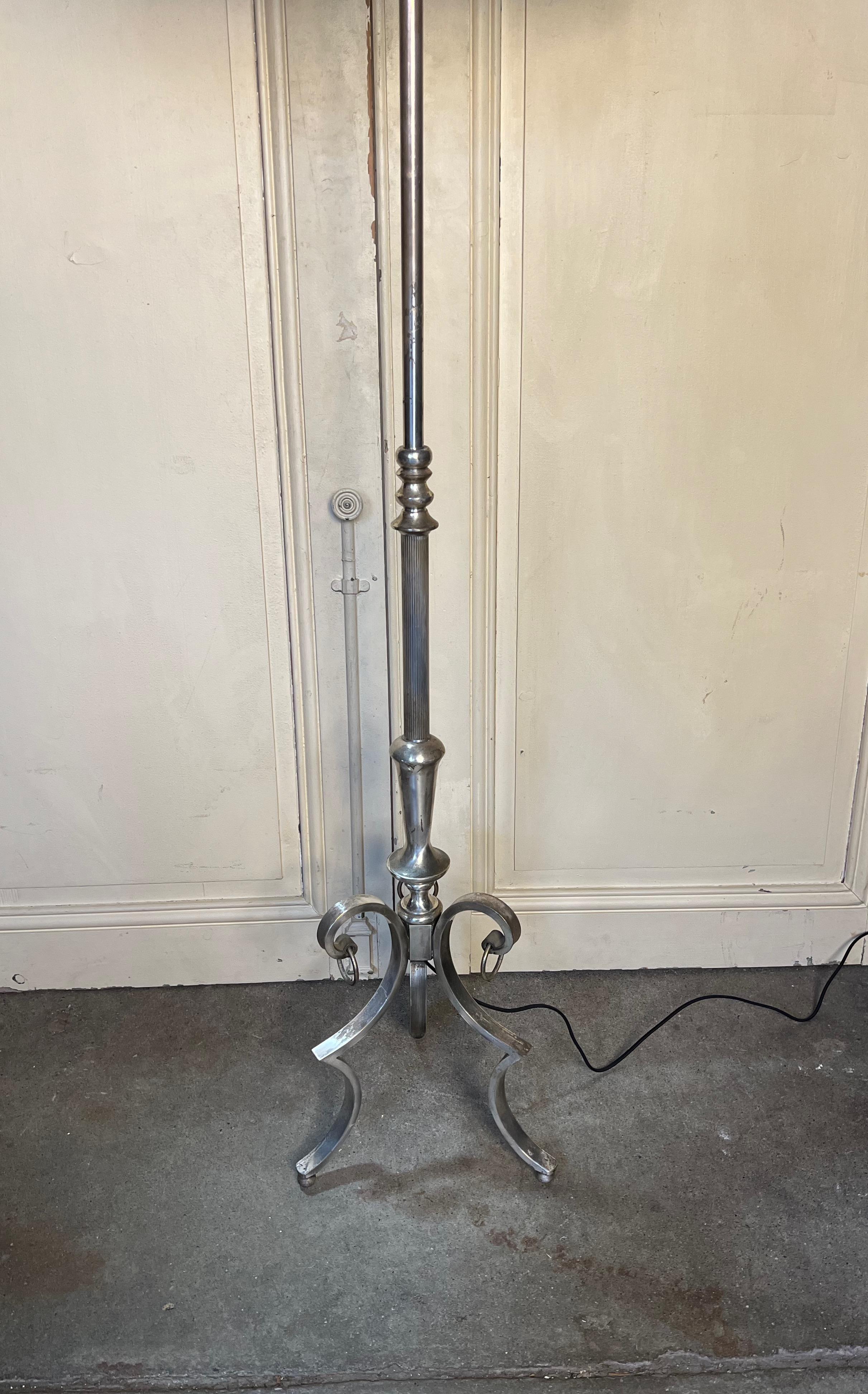 French 1940's Silvered Floor Lamp on a Scrolled Tripod Base In Good Condition For Sale In Buchanan, NY