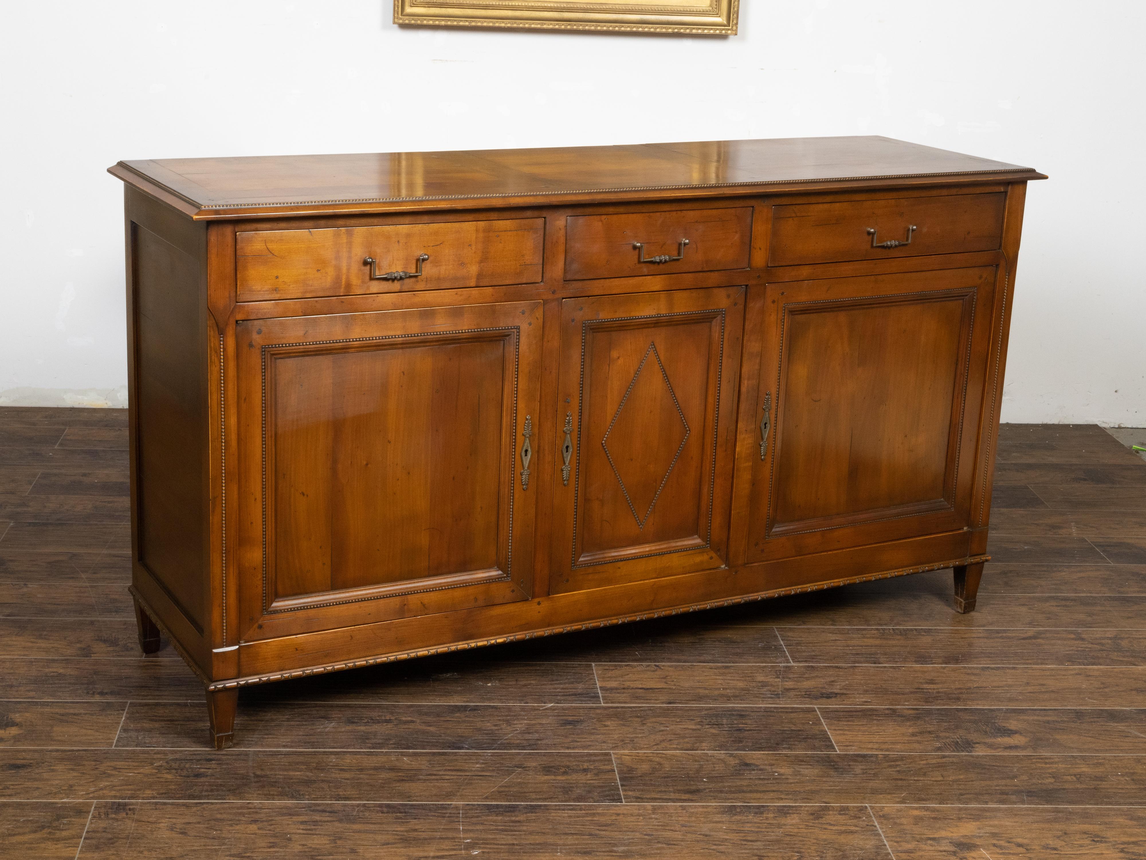 20th Century French 1940s Walnut Enfilade with Drawers, Doors, Carved Beads and Diamond Motif For Sale