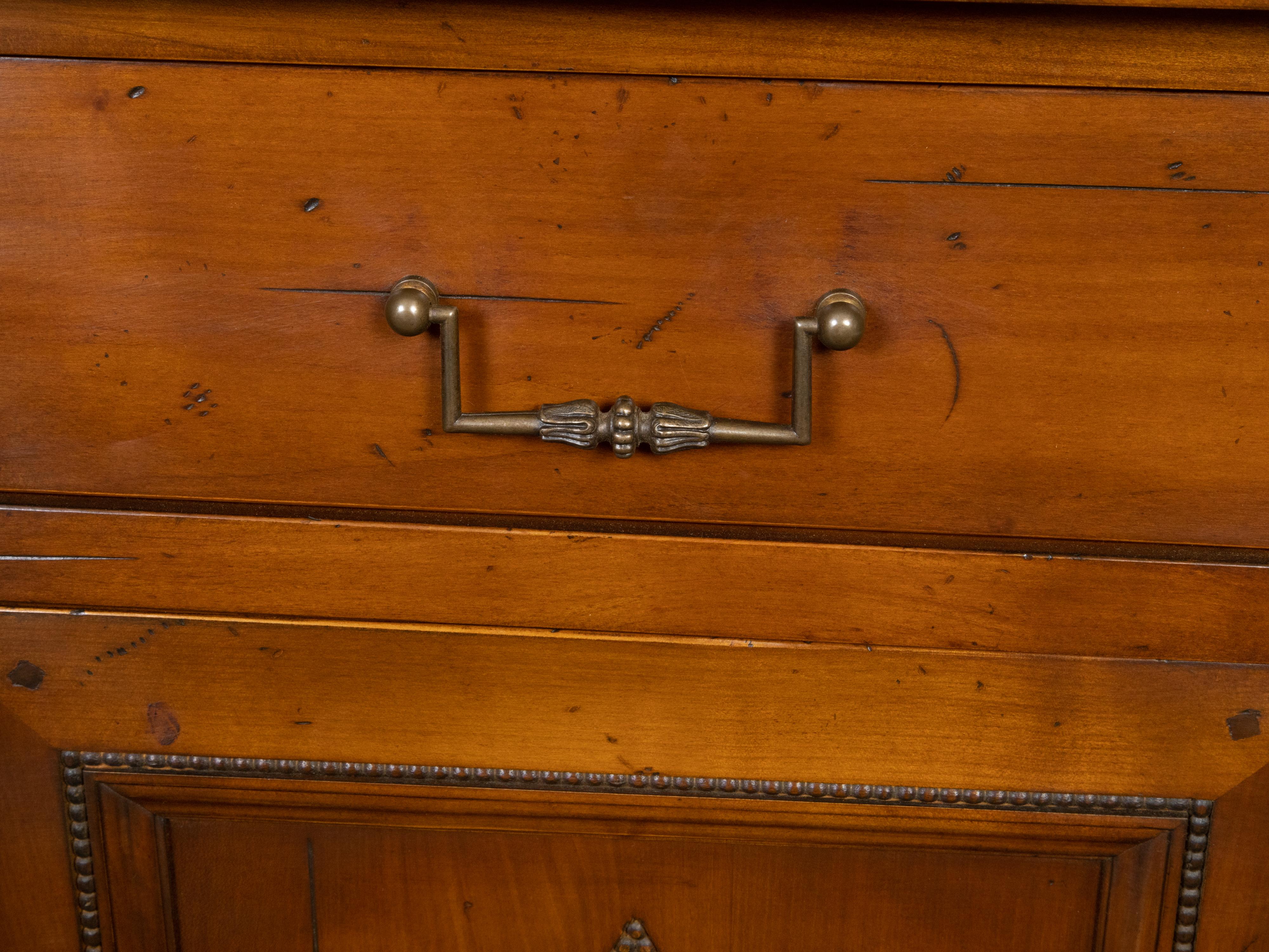 French 1940s Walnut Enfilade with Drawers, Doors, Carved Beads and Diamond Motif For Sale 4