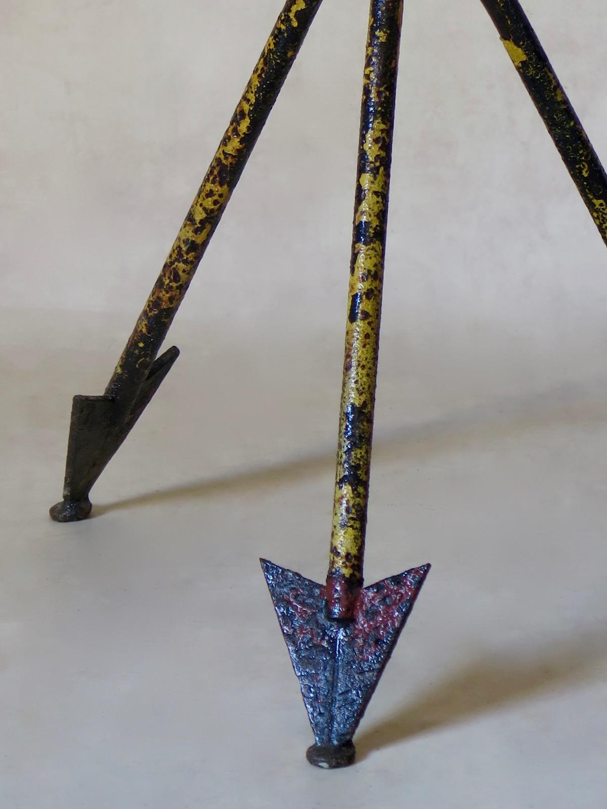 Art Deco French 1940s Wrought Iron Arrow Motif Table For Sale