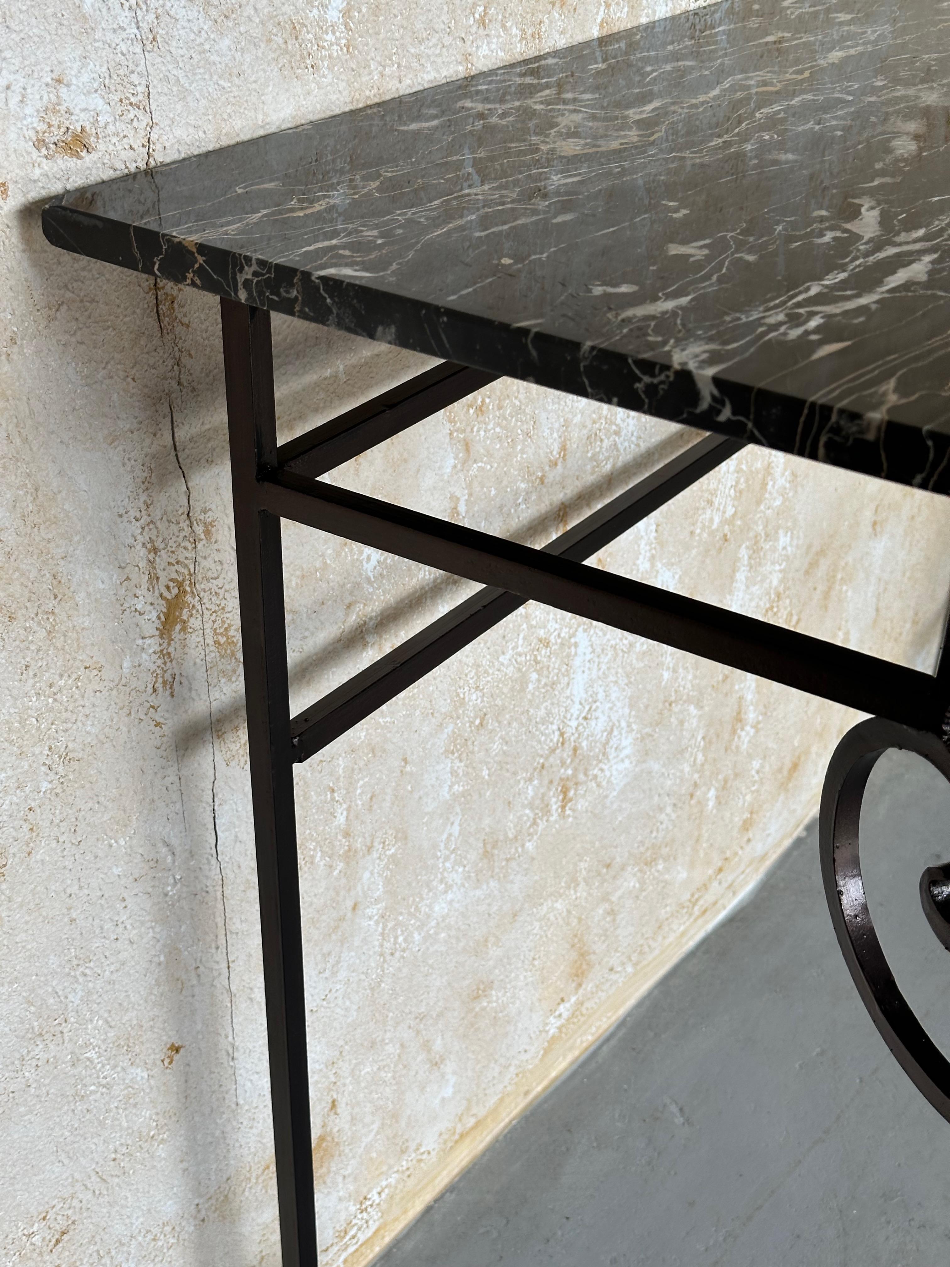 French 1940s Wrought Iron Console with Marble en vente 5