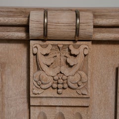 Credenza in rovere francese, intorno al 1940, design della metà del secolo, stile provenzale