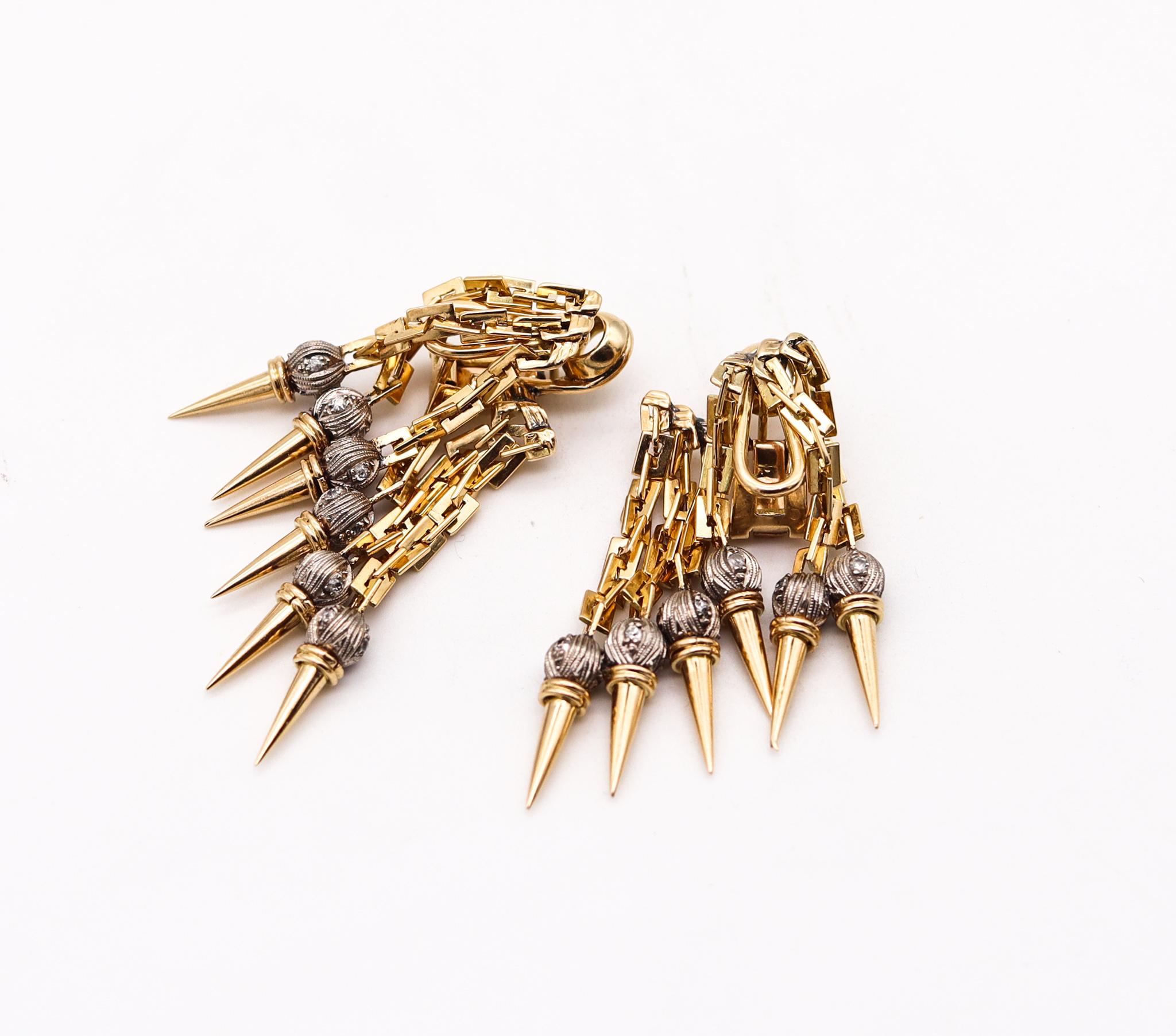 French 1950 Mid-Century Dangle Earrings in 18Kt Gold and Platinum with Diamonds For Sale 1