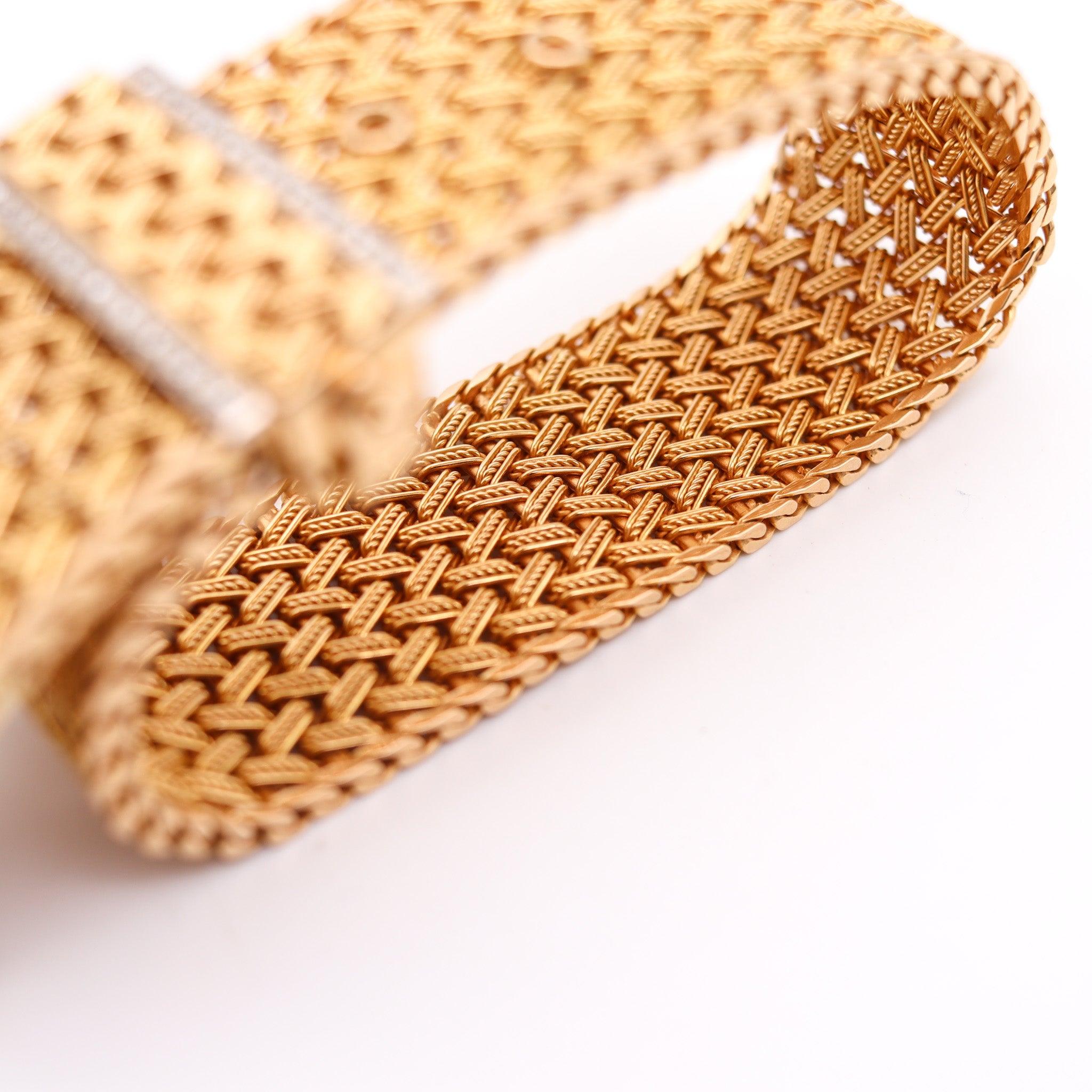 FRENCH 1950 Retro Modernist Buckle Bracelet In 18Kt Gold With Diamonds In Excellent Condition In Miami, FL