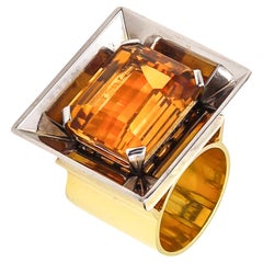 French 1950 Retro Modernist Geometric Ring In 18Kt Gold With 23.96 Ctw Topaz