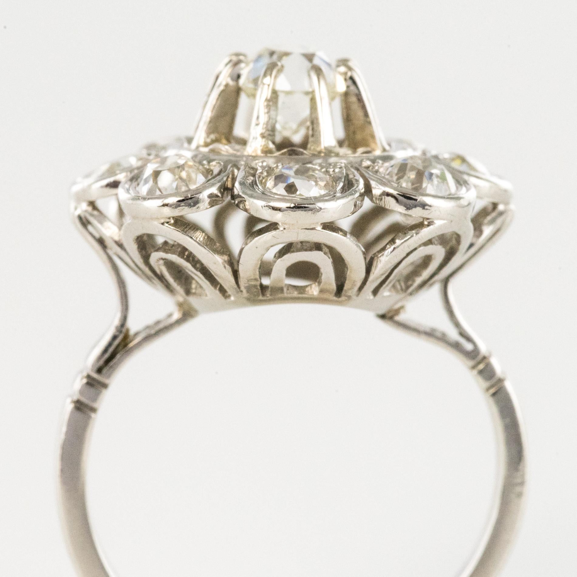 French 1950s 1.25 Carat Diamonds Platinum Flower Ring 10