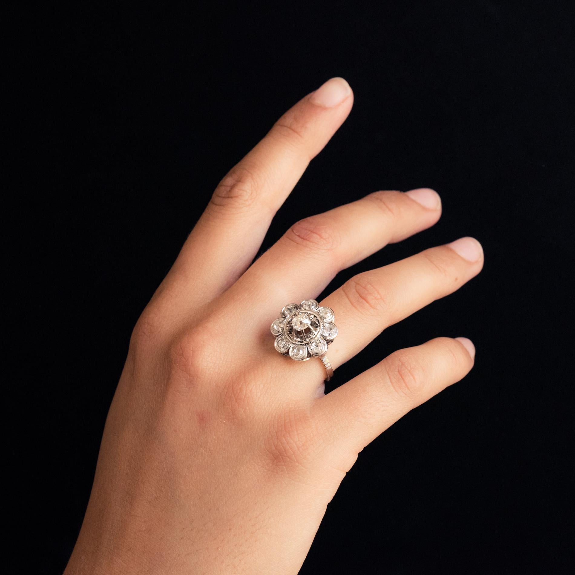 Women's French 1950s 1.25 Carat Diamonds Platinum Flower Ring