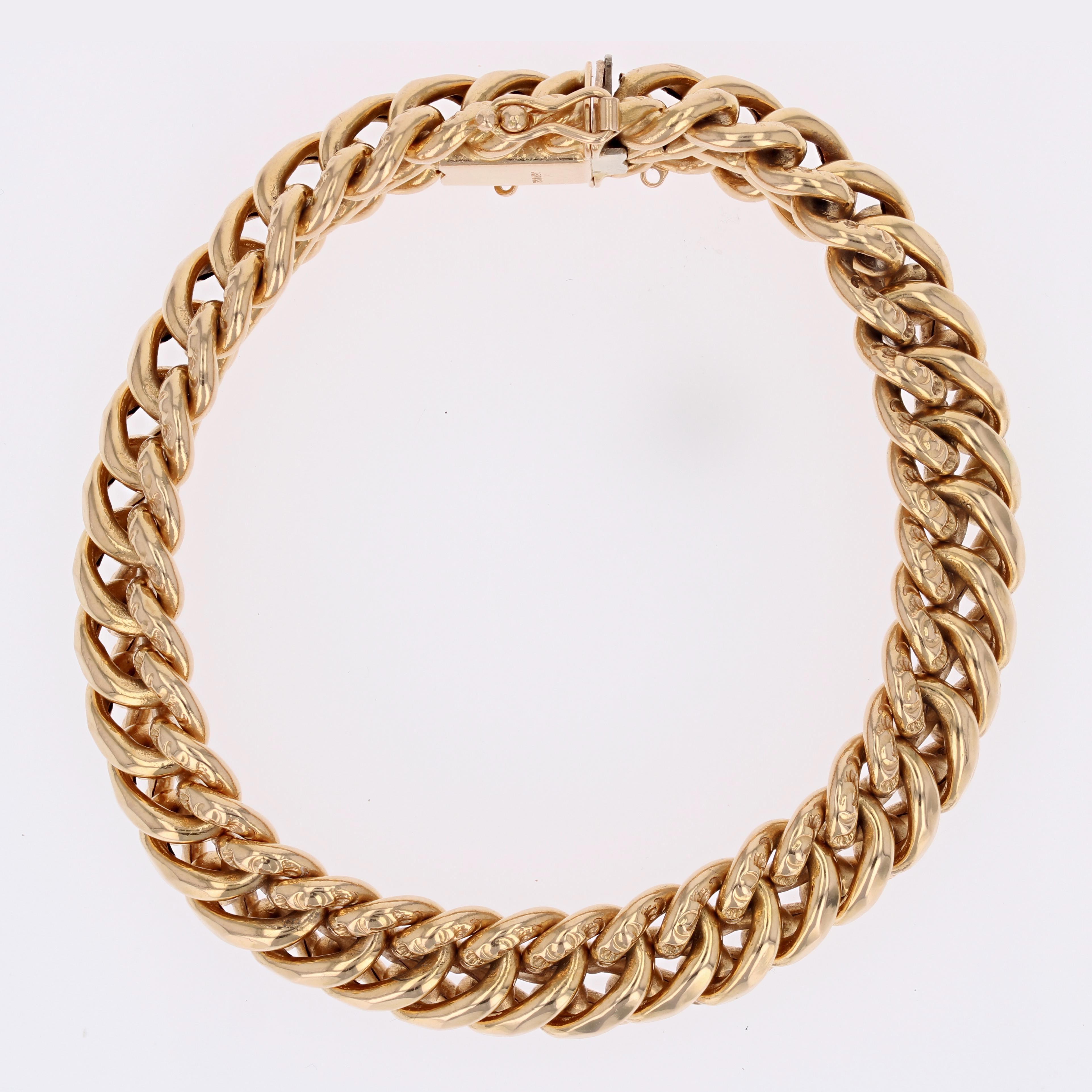 Retro French 1950s 18 Karat Rose Gold Chiseled American Mesh Curb Bracelet For Sale