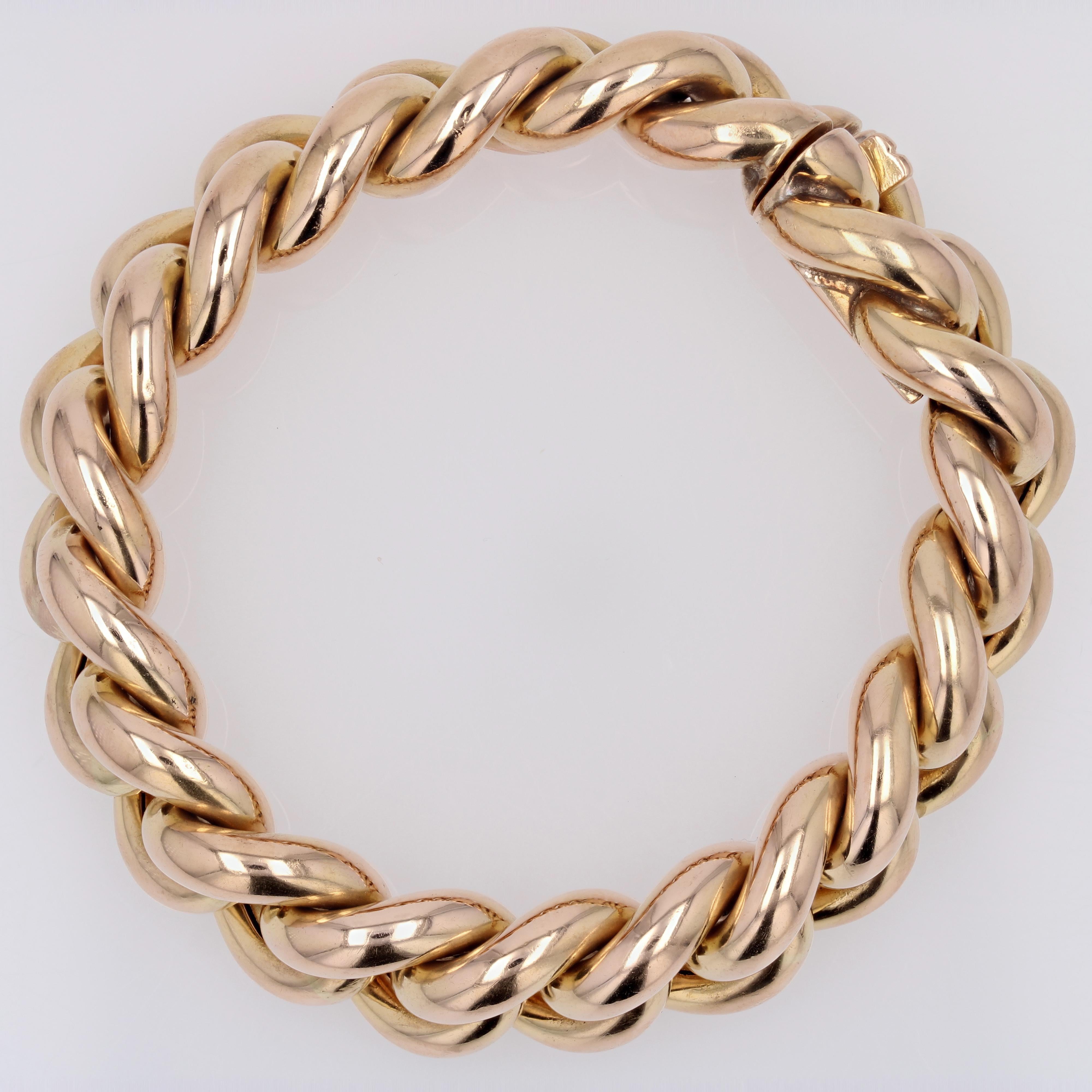 French 1950s 18 Karat Rose Gold Curb Chain Retro Bracelet For Sale 3