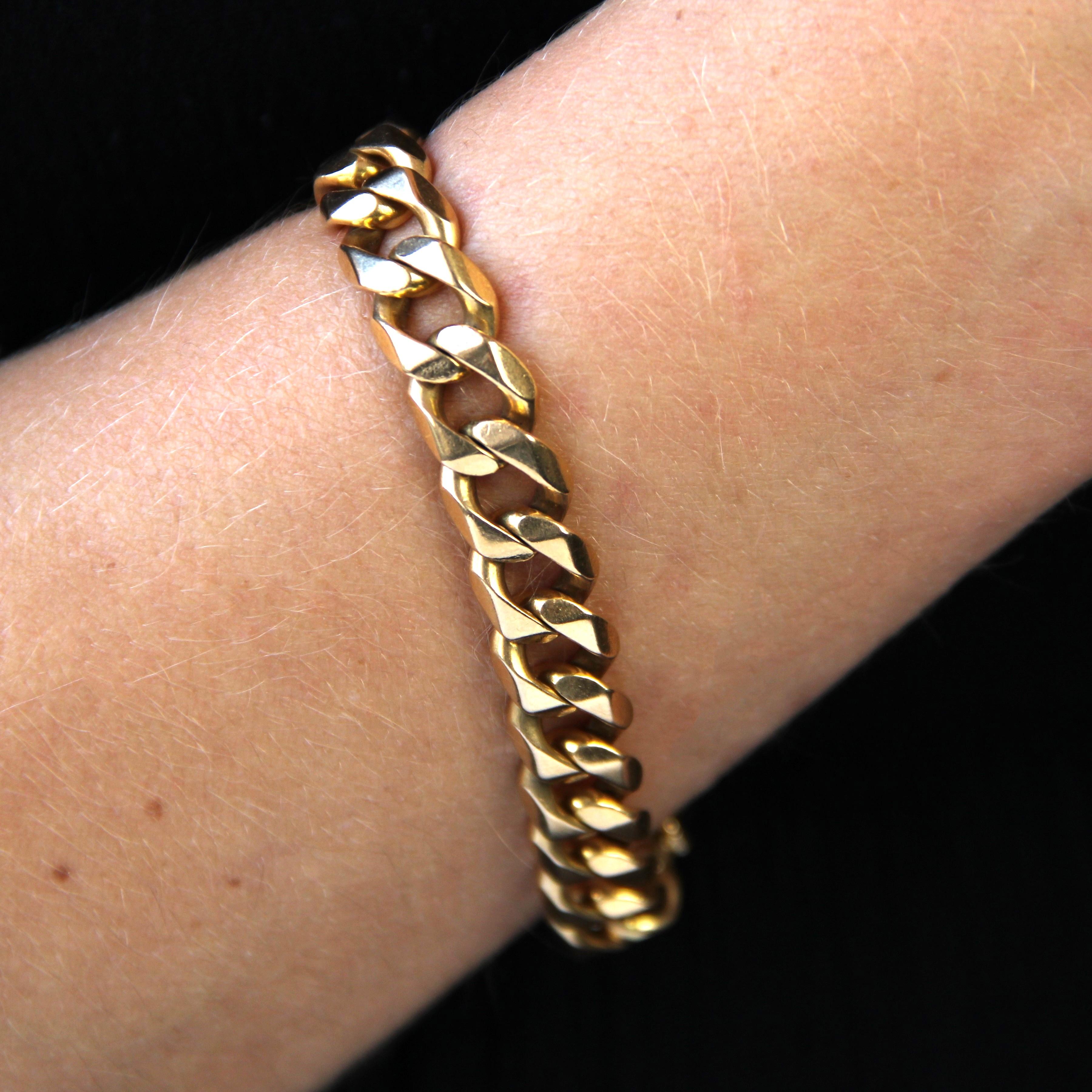 Women's French 1950s 18 Karat Yellow Gold Curb Bracelet For Sale