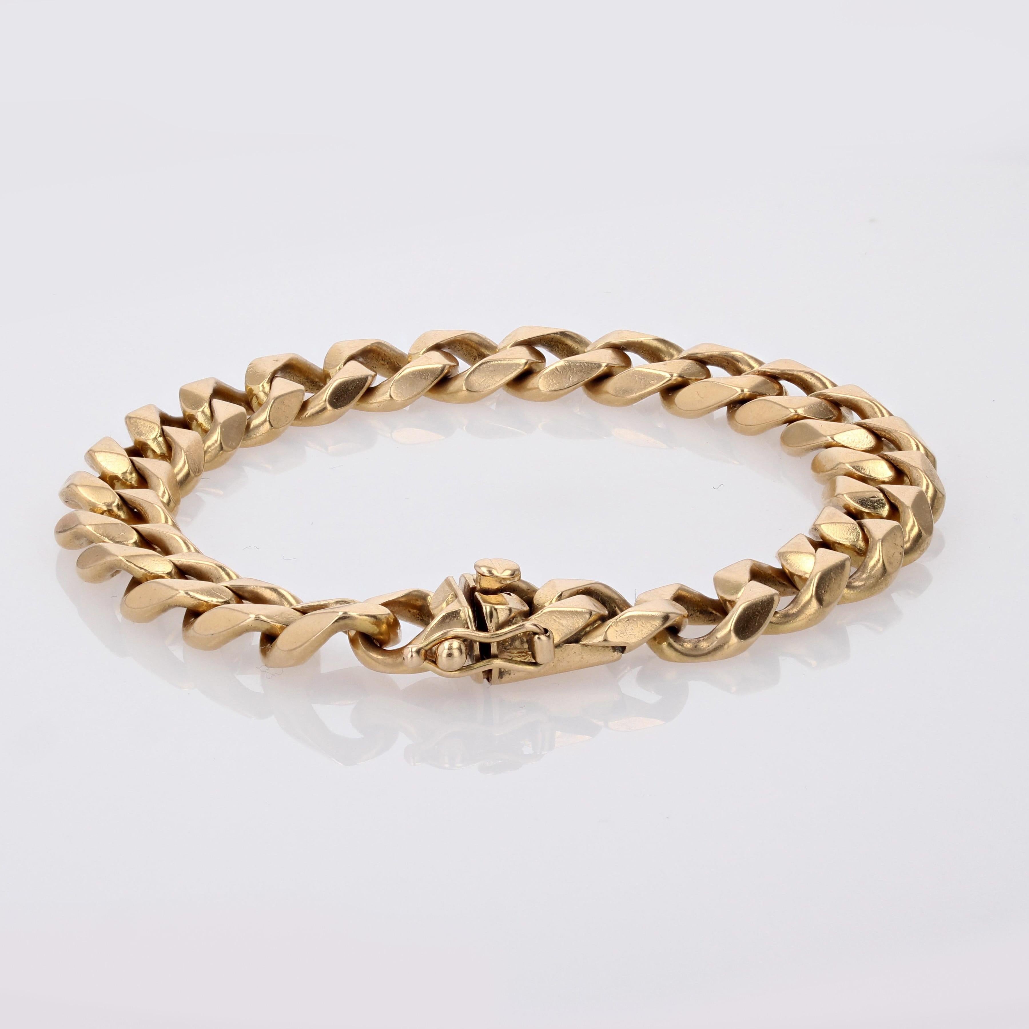 French 1950s 18 Karat Yellow Gold Curb Bracelet For Sale 3