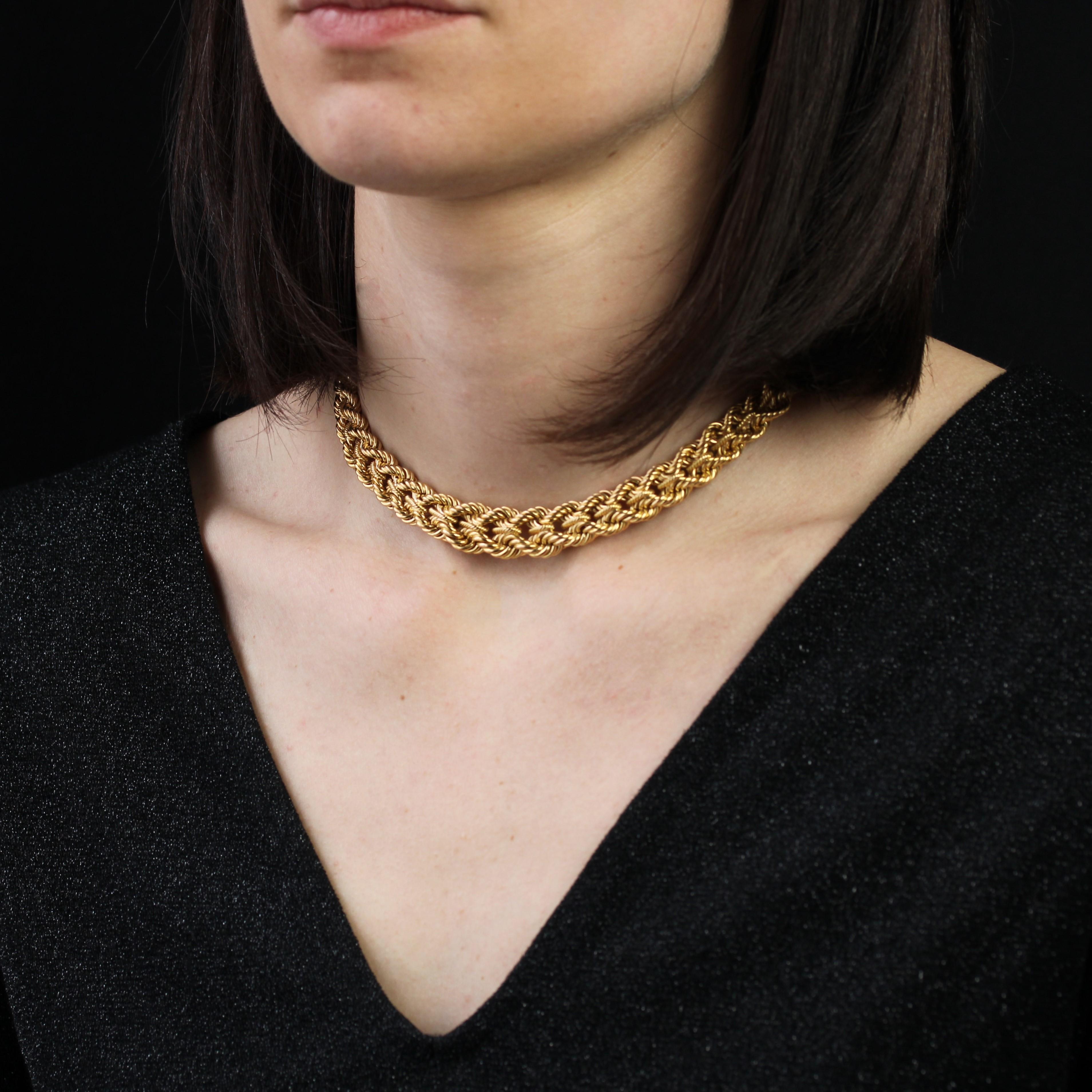 French 1950s 18 Karat Yellow Gold Falling Braided Choker Necklace For Sale 4