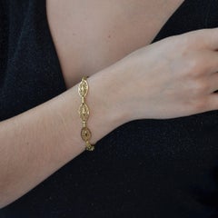 French 1950s 18 Karat Yellow Gold Filigree Links Bracelet