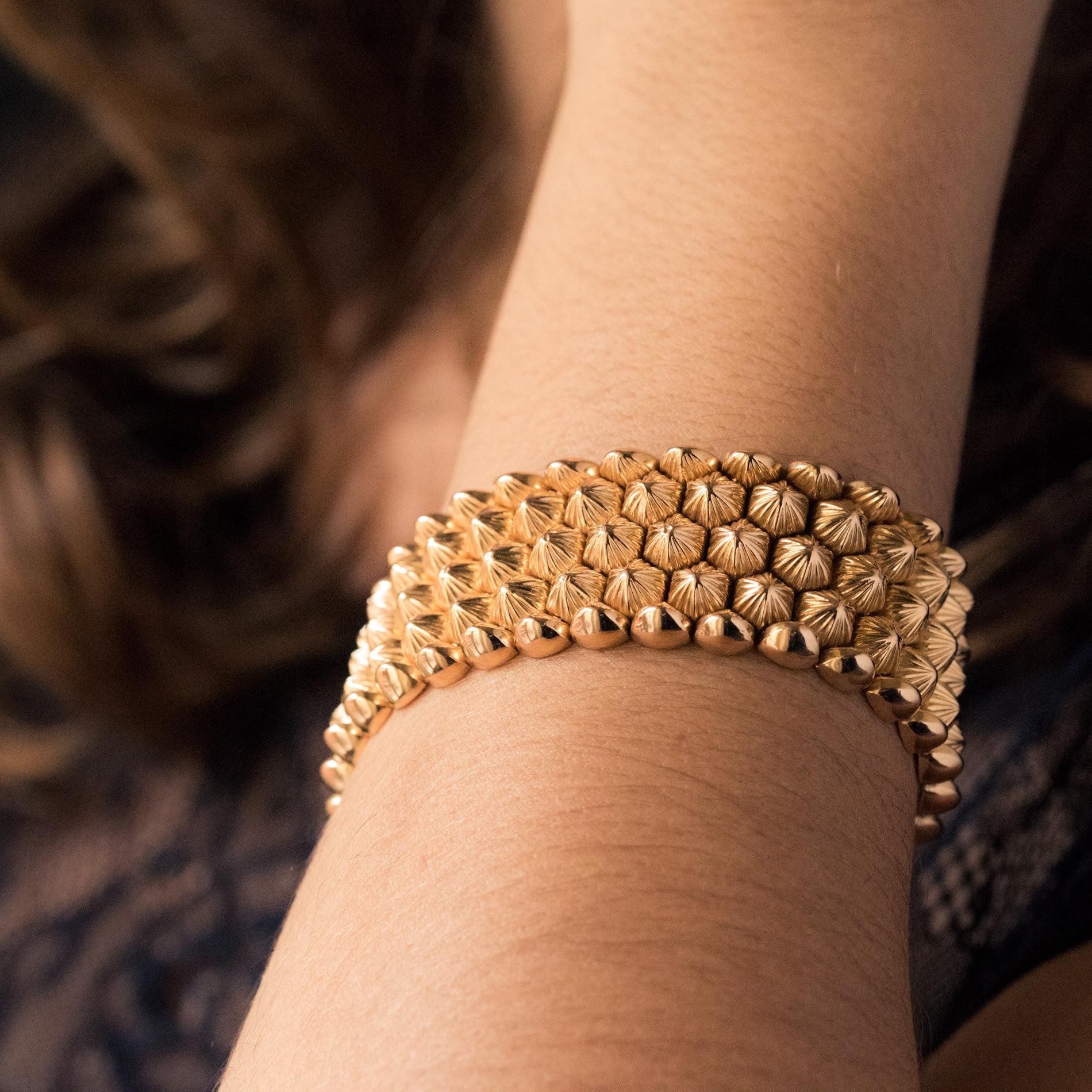 French 1950s 18 Karat Yellow Gold Honeycomb Bracelet 4