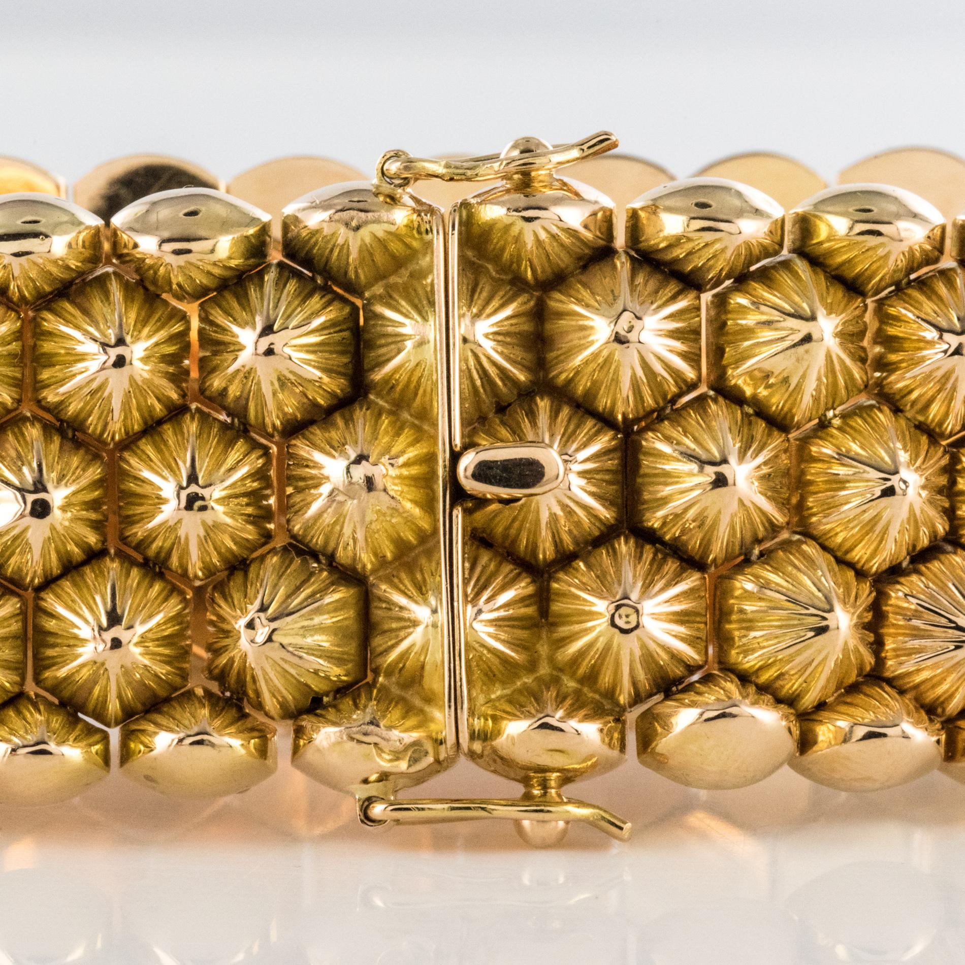 French 1950s 18 Karat Yellow Gold Honeycomb Bracelet 8