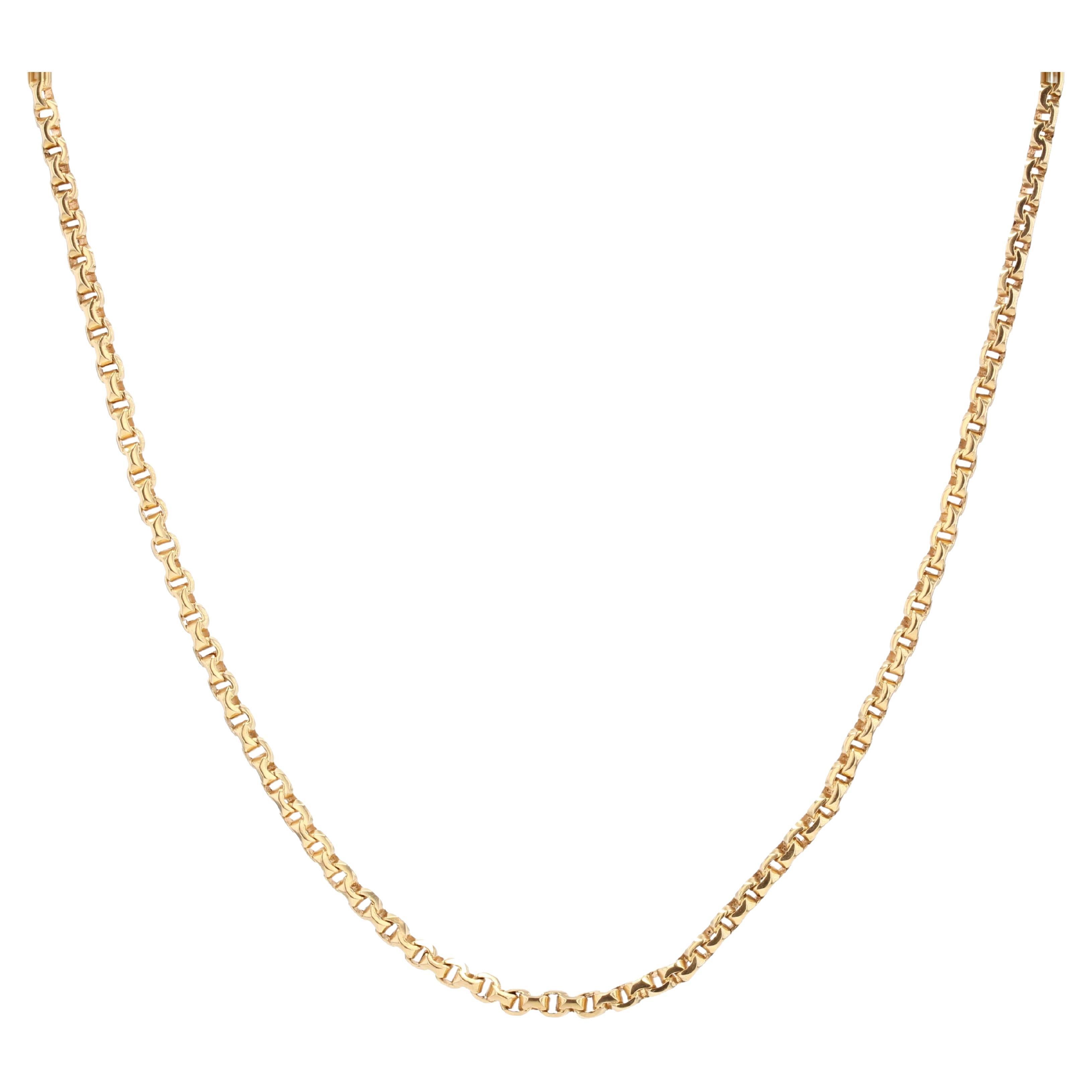 French, 1950s, 18 Karat Yellow Gold Thick Jaseron Mesh Chain For Sale