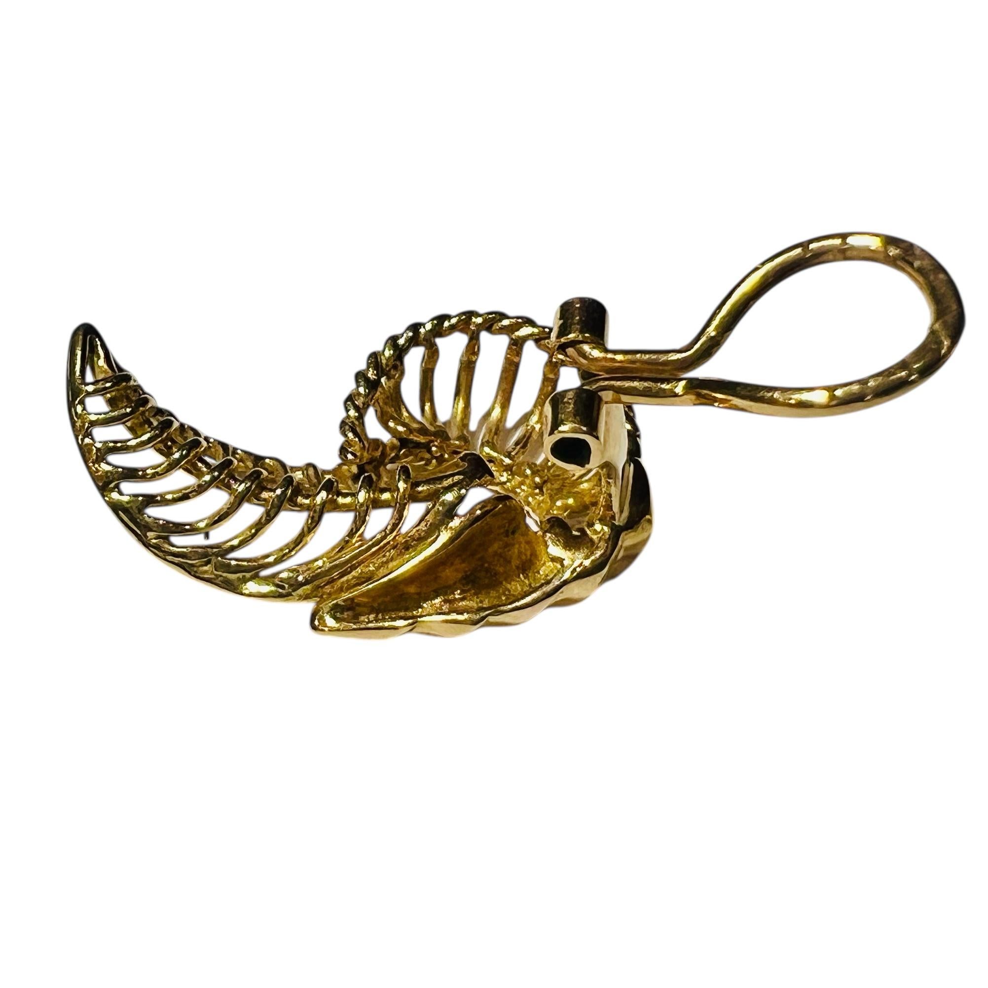 French 1950s 18K yellow  Gold Earrings – Clip-On, Mid-Century Leaf Design im Zustand „Gut“ im Angebot in SAINT-OUEN-SUR-SEINE, FR