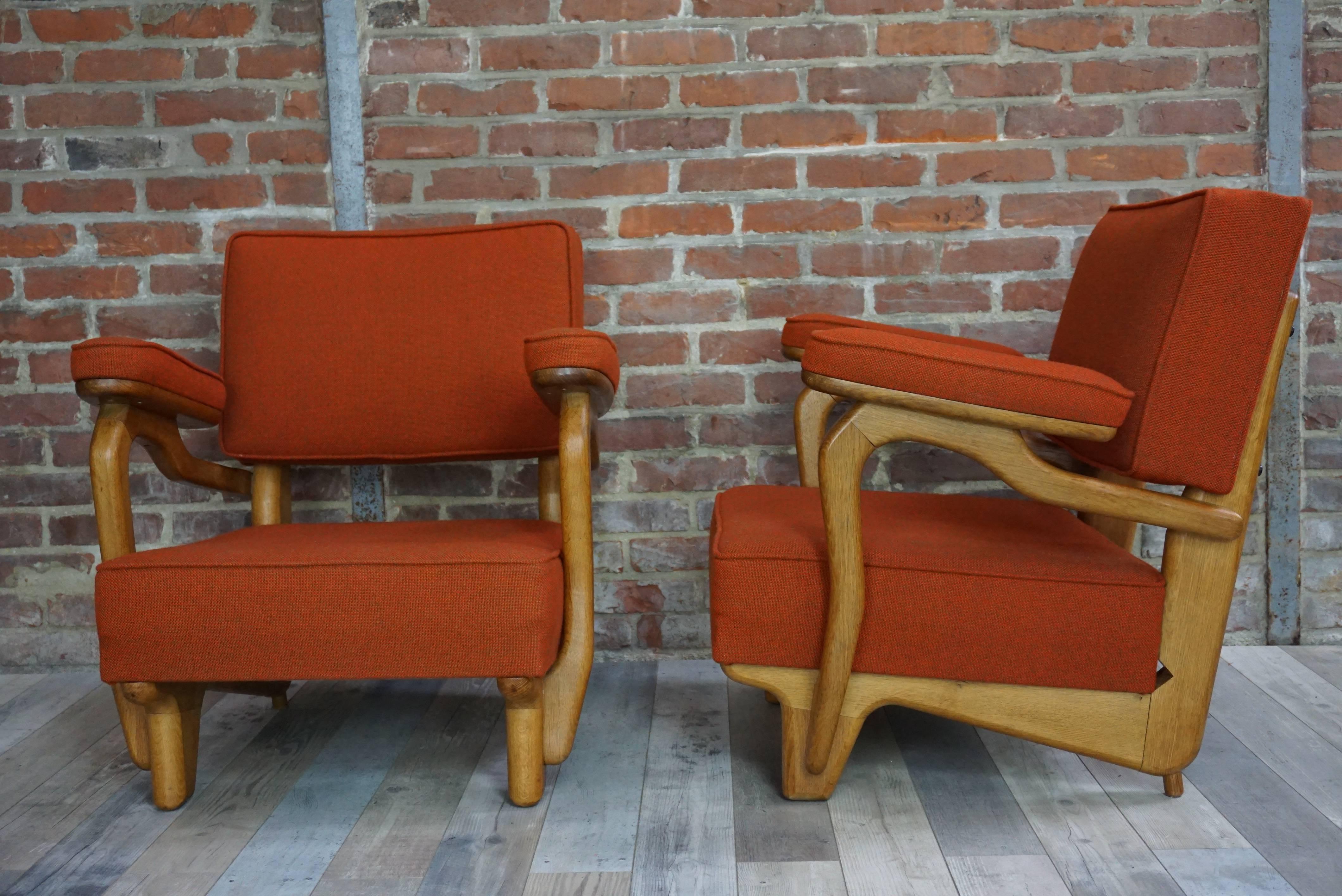 French 1950s-1960s Design by Guillerme & Chambron Oak Wooden Pair of Armchairs In Excellent Condition In Tourcoing, FR