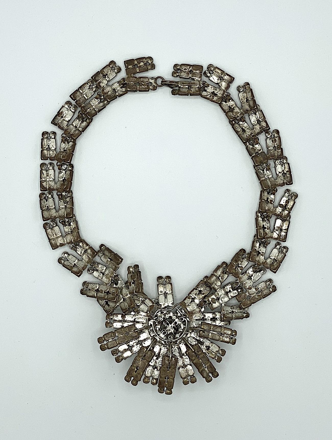 French 1950s / 1960s Rhinestone Starburst Necklace 11