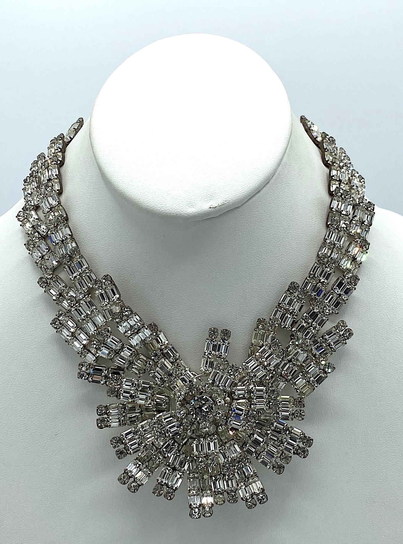 French 1950s / 1960s Rhinestone Starburst Necklace 2