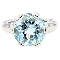 Vintage French 1950s 3.25 Carats Aquamarine 18 Karat White Gold Solitaire Ring